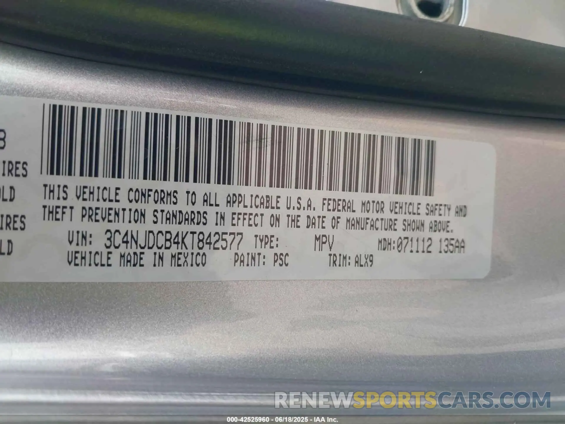 9 Photograph of a damaged car 3C4NJDCB4KT842577 JEEP COMPASS 2019