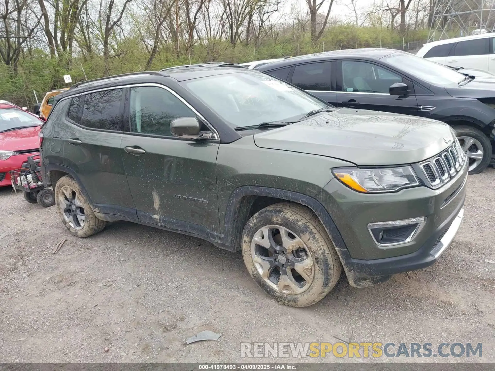 1 Photograph of a damaged car 3C4NJDCB5KT629864 JEEP COMPASS 2019