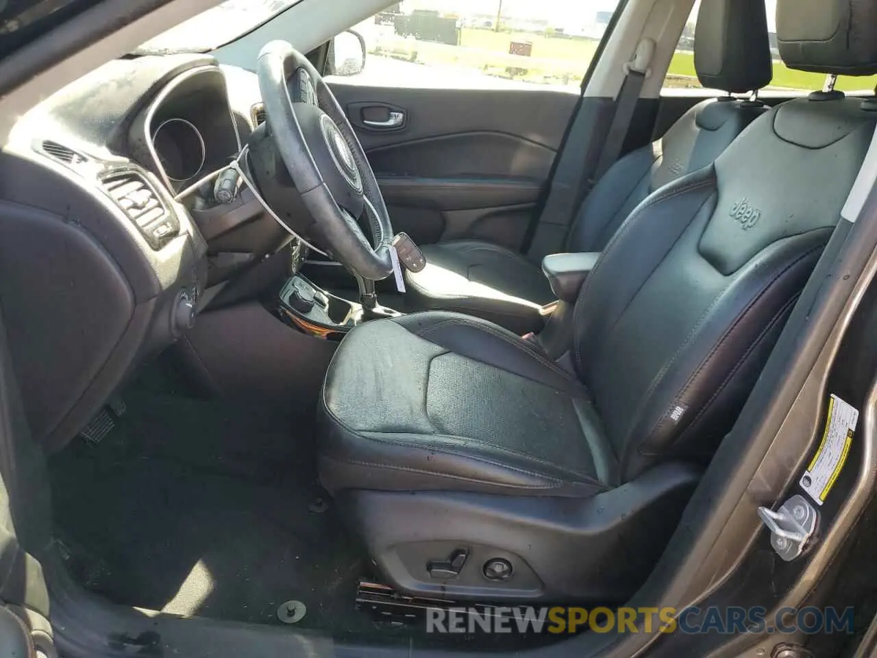 7 Photograph of a damaged car 3C4NJDCB5KT641769 JEEP COMPASS 2019