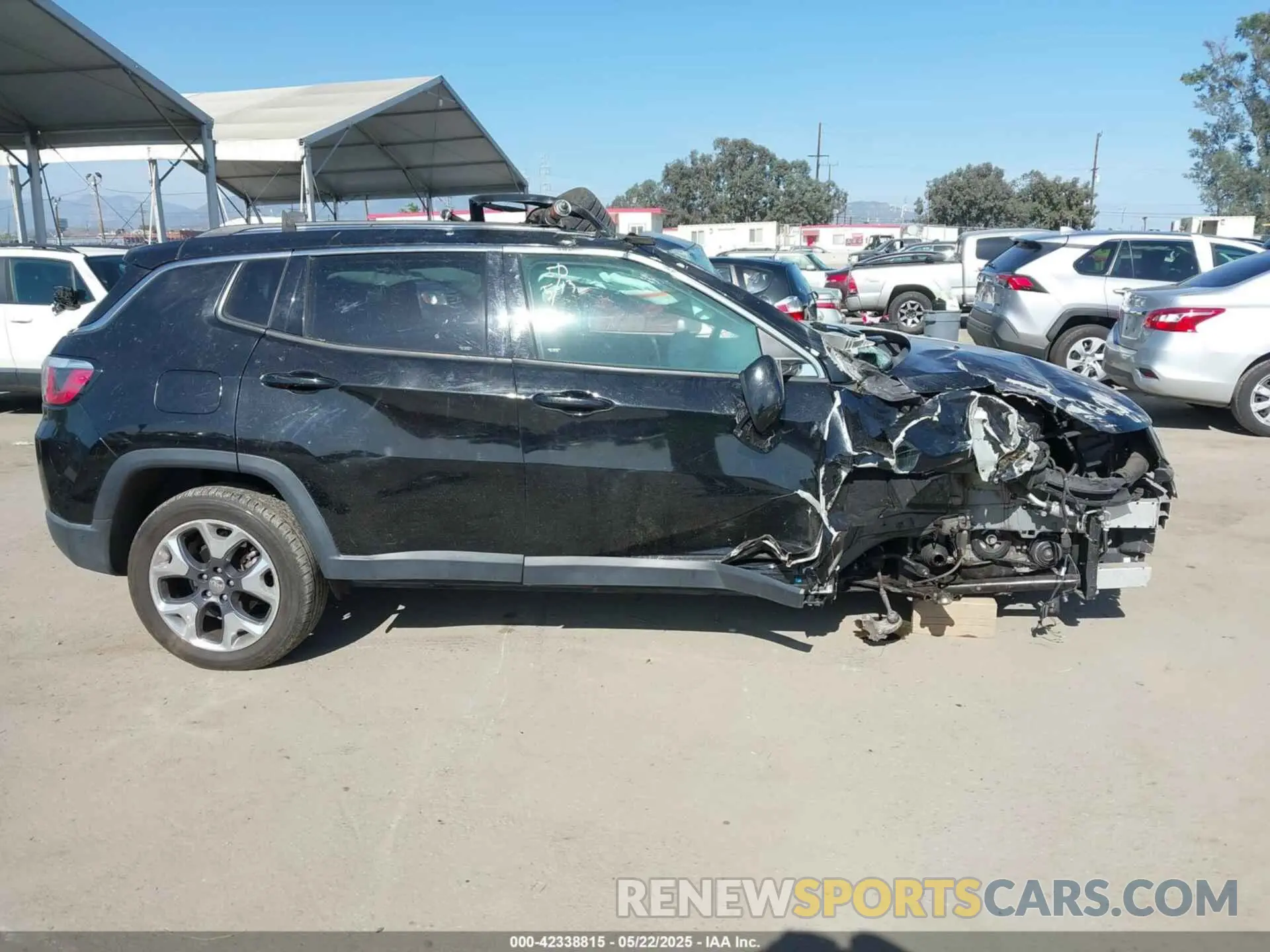 14 Photograph of a damaged car 3C4NJDCB6KT653901 JEEP COMPASS 2019