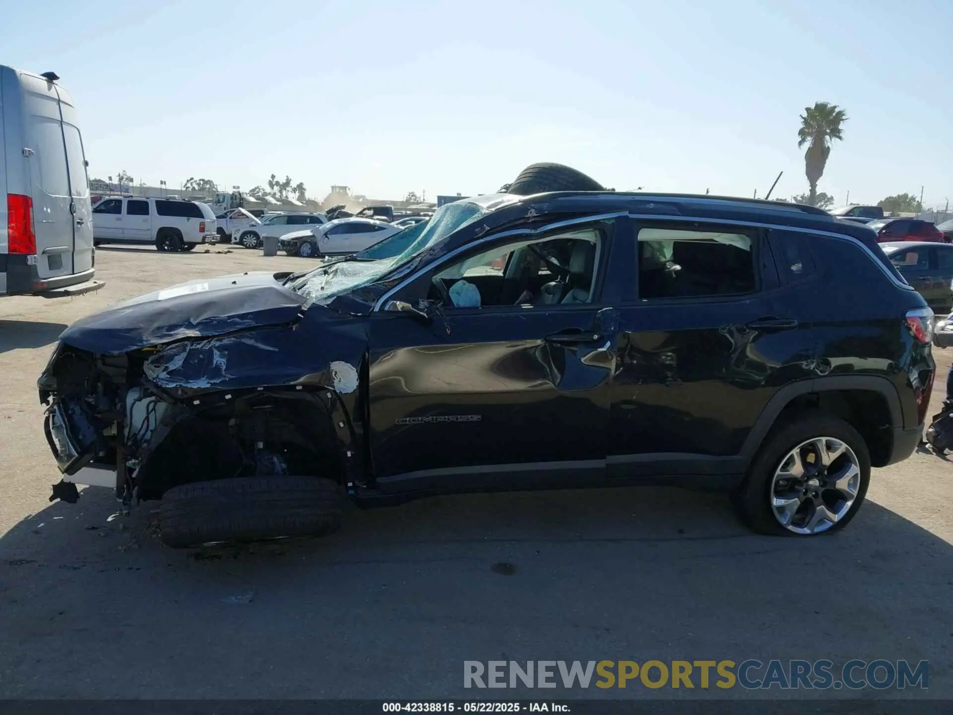 15 Photograph of a damaged car 3C4NJDCB6KT653901 JEEP COMPASS 2019