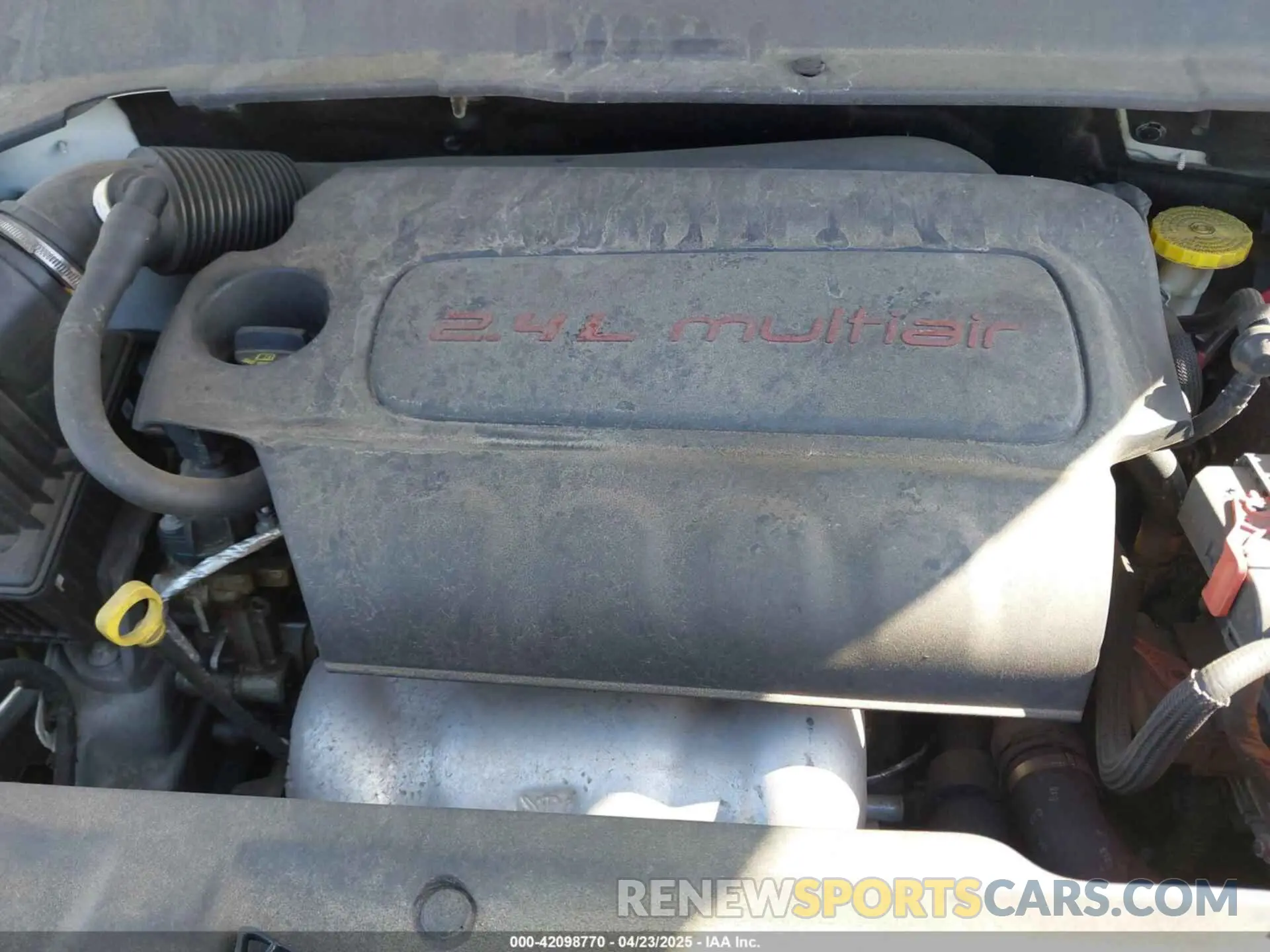 10 Photograph of a damaged car 3C4NJDCB6KT740505 JEEP COMPASS 2019