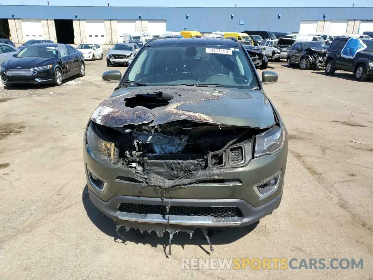 5 Photograph of a damaged car 3C4NJDCB6KT780972 JEEP COMPASS 2019