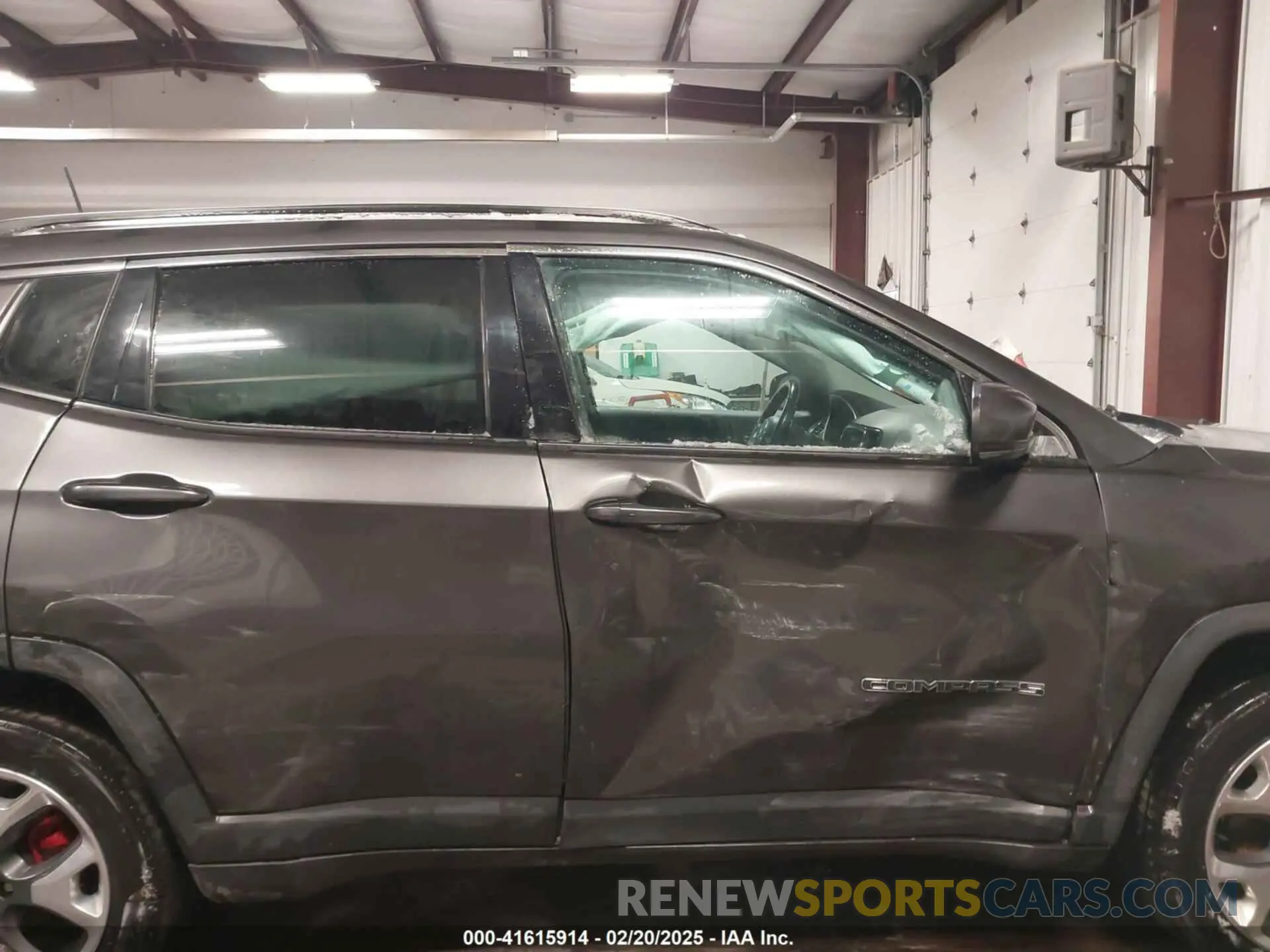 13 Photograph of a damaged car 3C4NJDCB6KT791163 JEEP COMPASS 2019