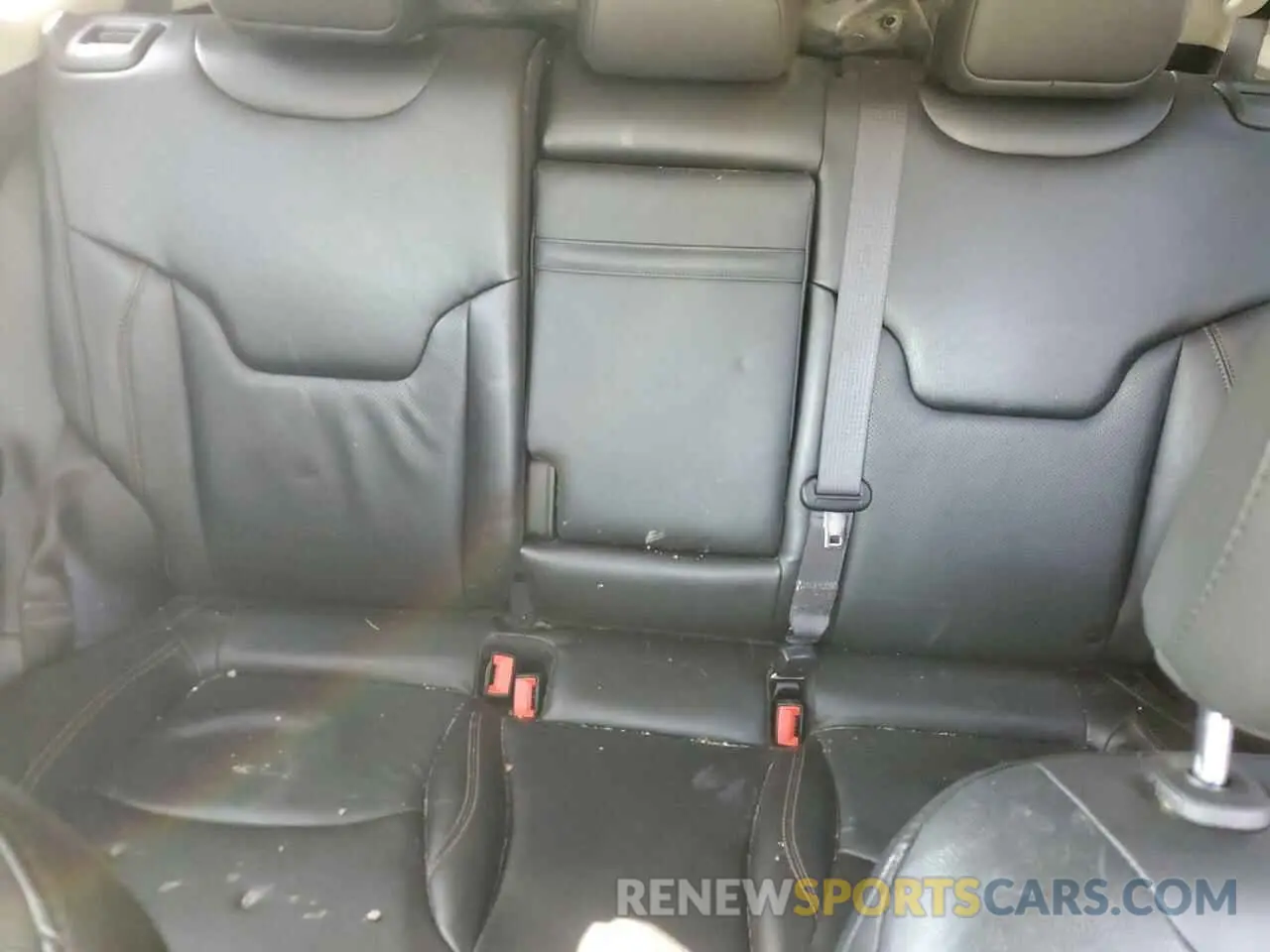 10 Photograph of a damaged car 3C4NJDCB6KT854701 JEEP COMPASS 2019