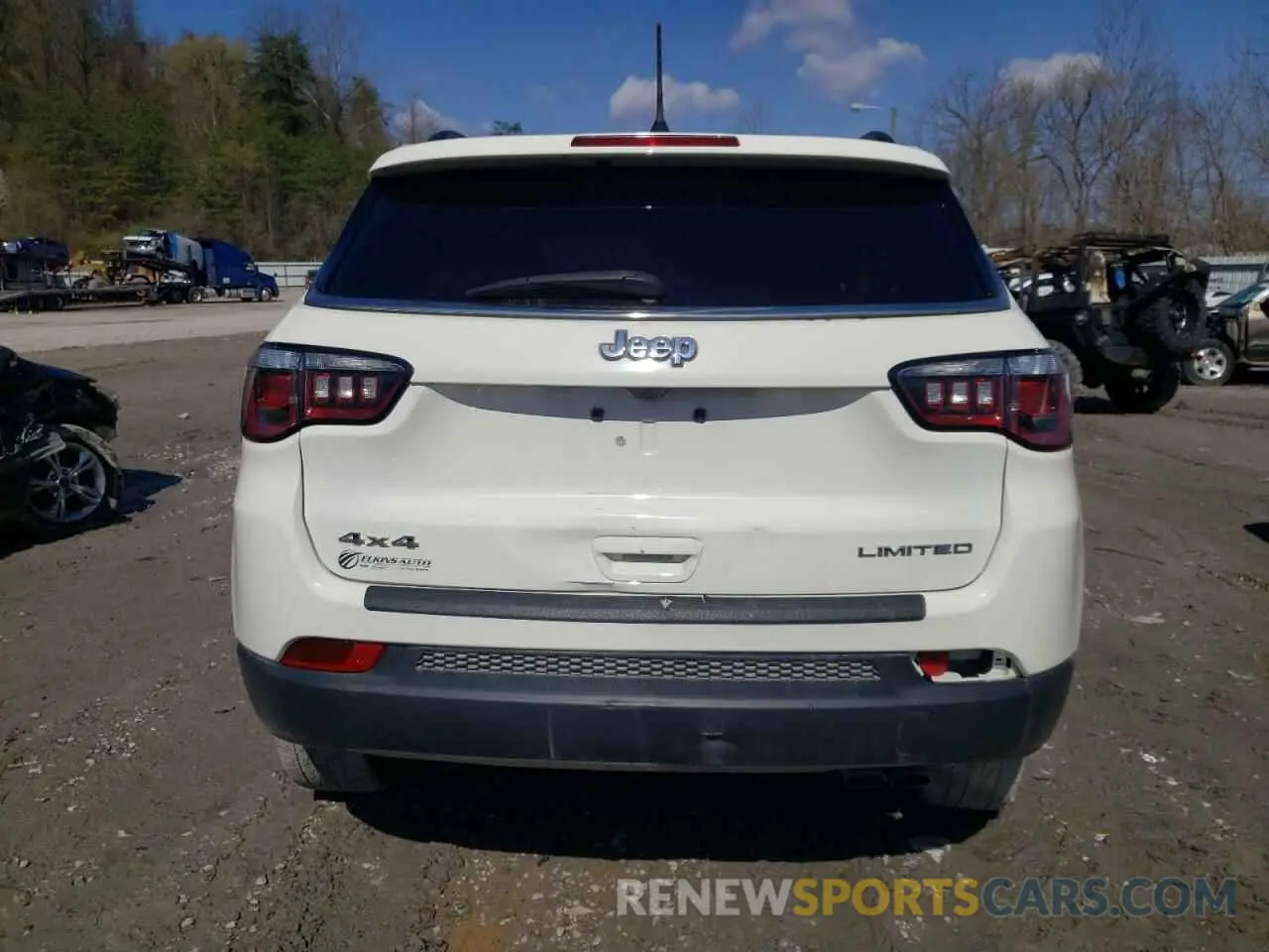 6 Photograph of a damaged car 3C4NJDCB6KT854701 JEEP COMPASS 2019