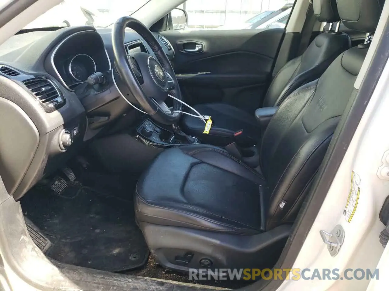 7 Photograph of a damaged car 3C4NJDCB6KT854701 JEEP COMPASS 2019