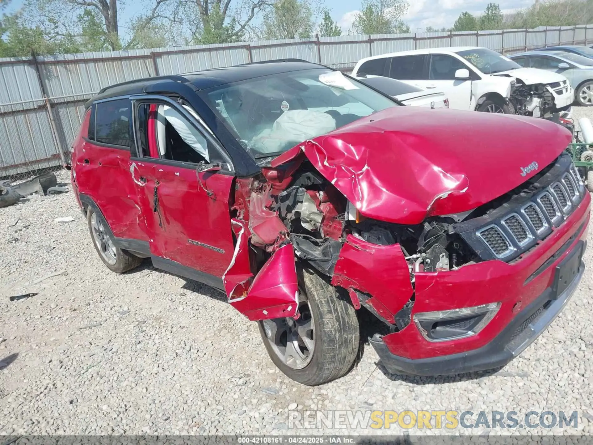 6 Photograph of a damaged car 3C4NJDCB7KT596110 JEEP COMPASS 2019