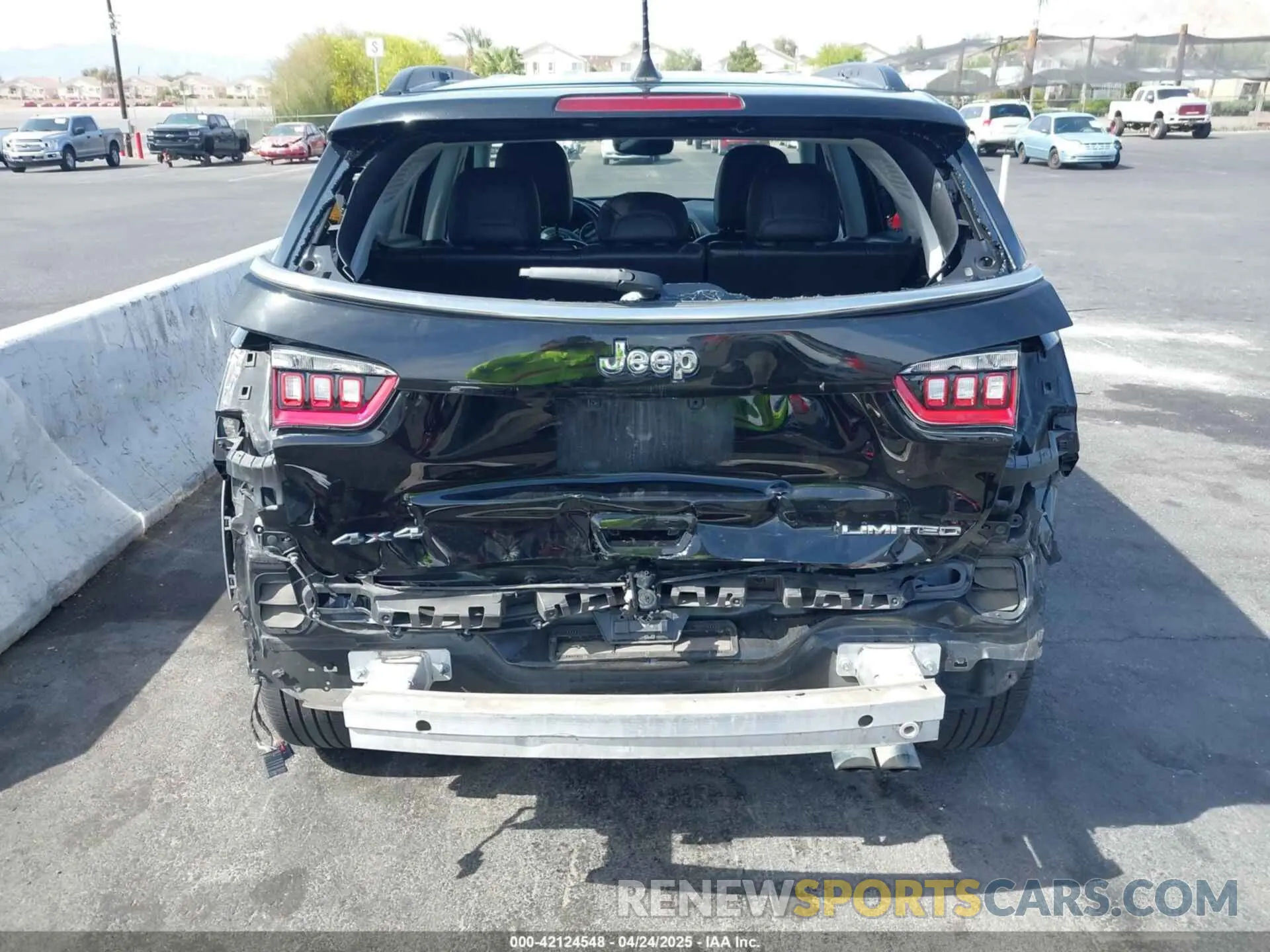 6 Photograph of a damaged car 3C4NJDCB7KT596544 JEEP COMPASS 2019