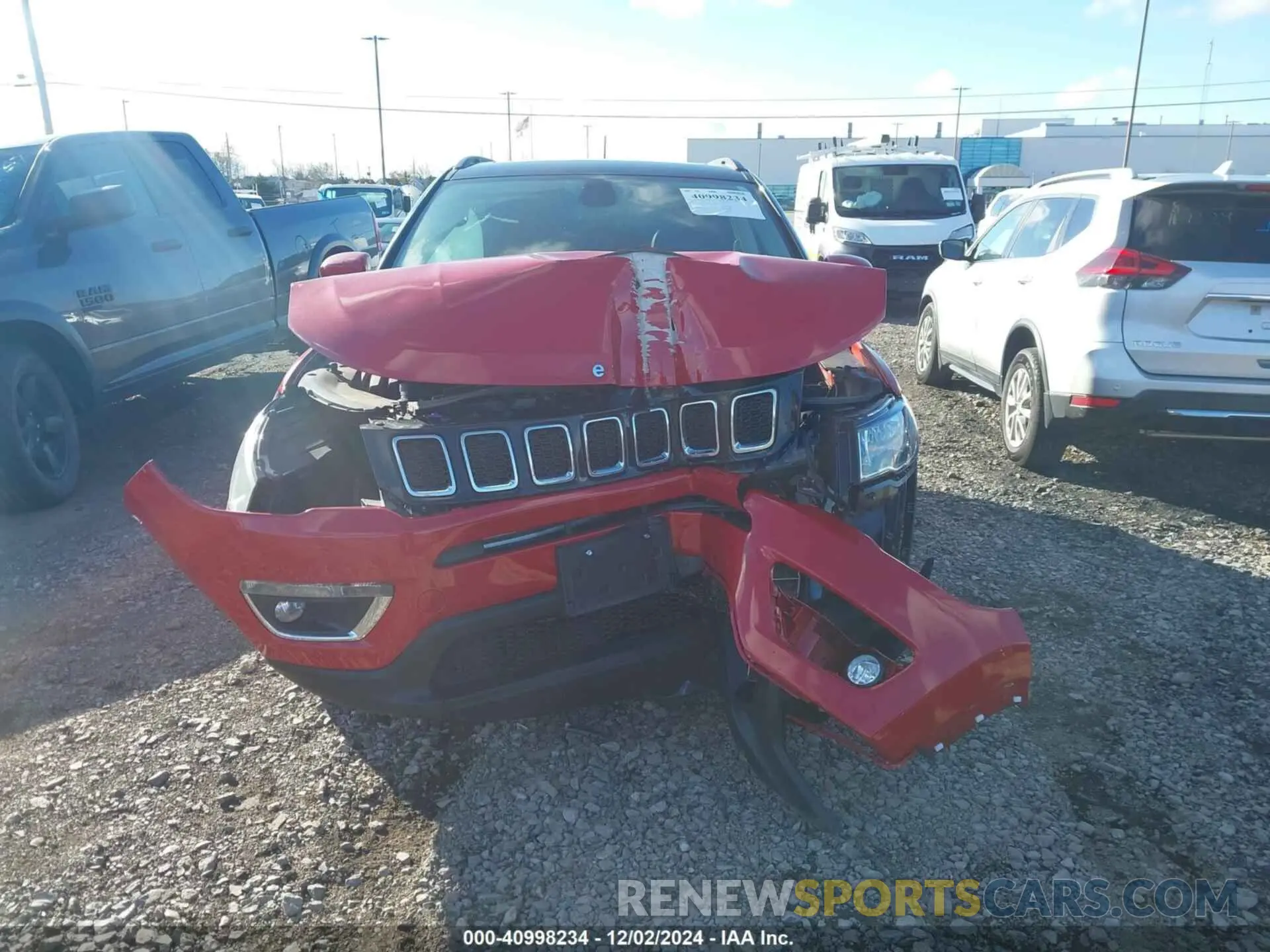 12 Photograph of a damaged car 3C4NJDCB7KT669752 JEEP COMPASS 2019