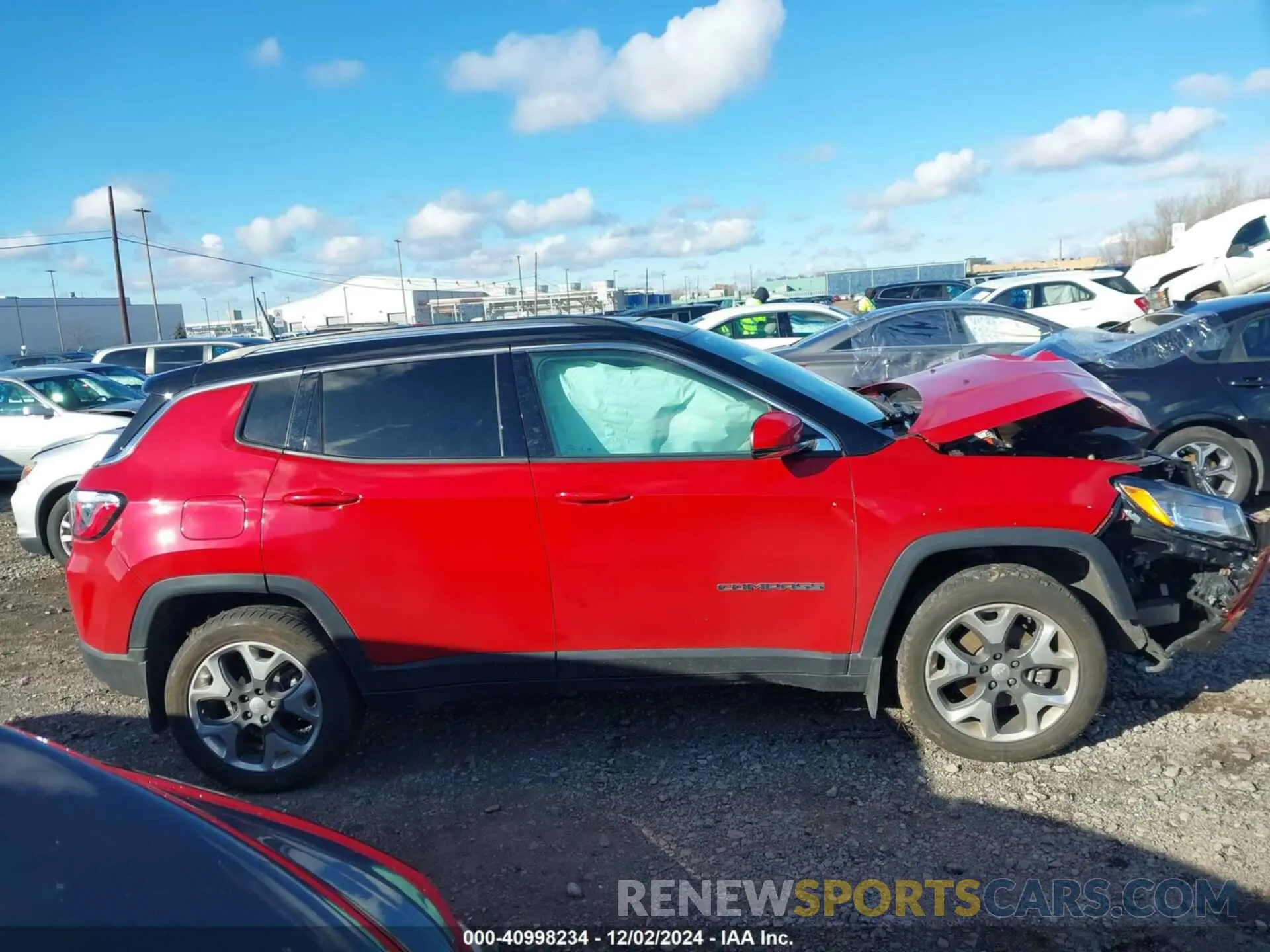 13 Photograph of a damaged car 3C4NJDCB7KT669752 JEEP COMPASS 2019