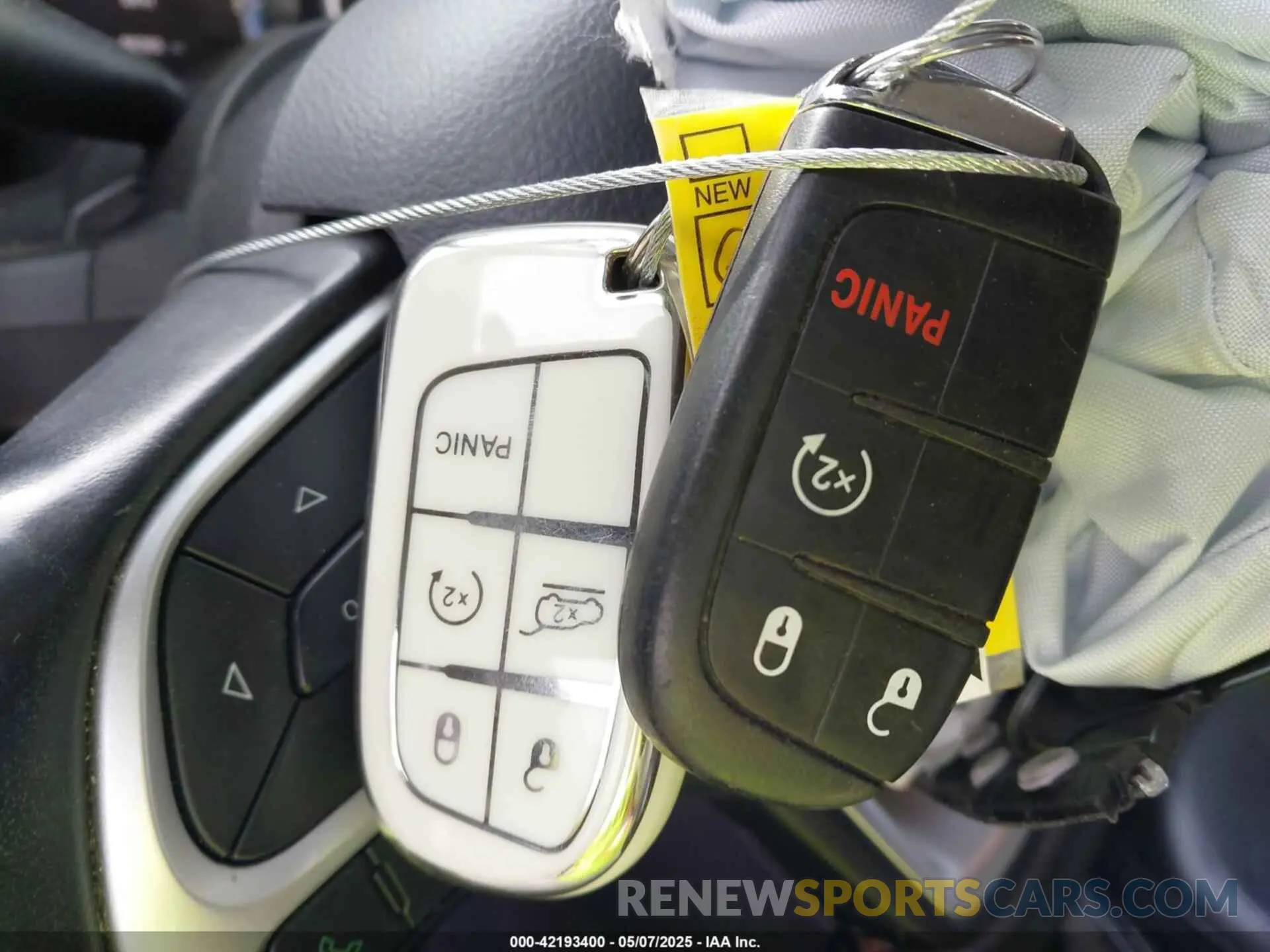 11 Photograph of a damaged car 3C4NJDCB7KT678838 JEEP COMPASS 2019