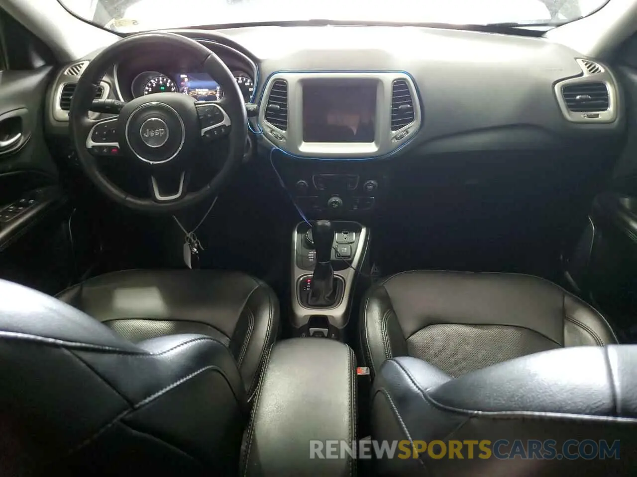 8 Photograph of a damaged car 3C4NJDCB7KT713989 JEEP COMPASS 2019