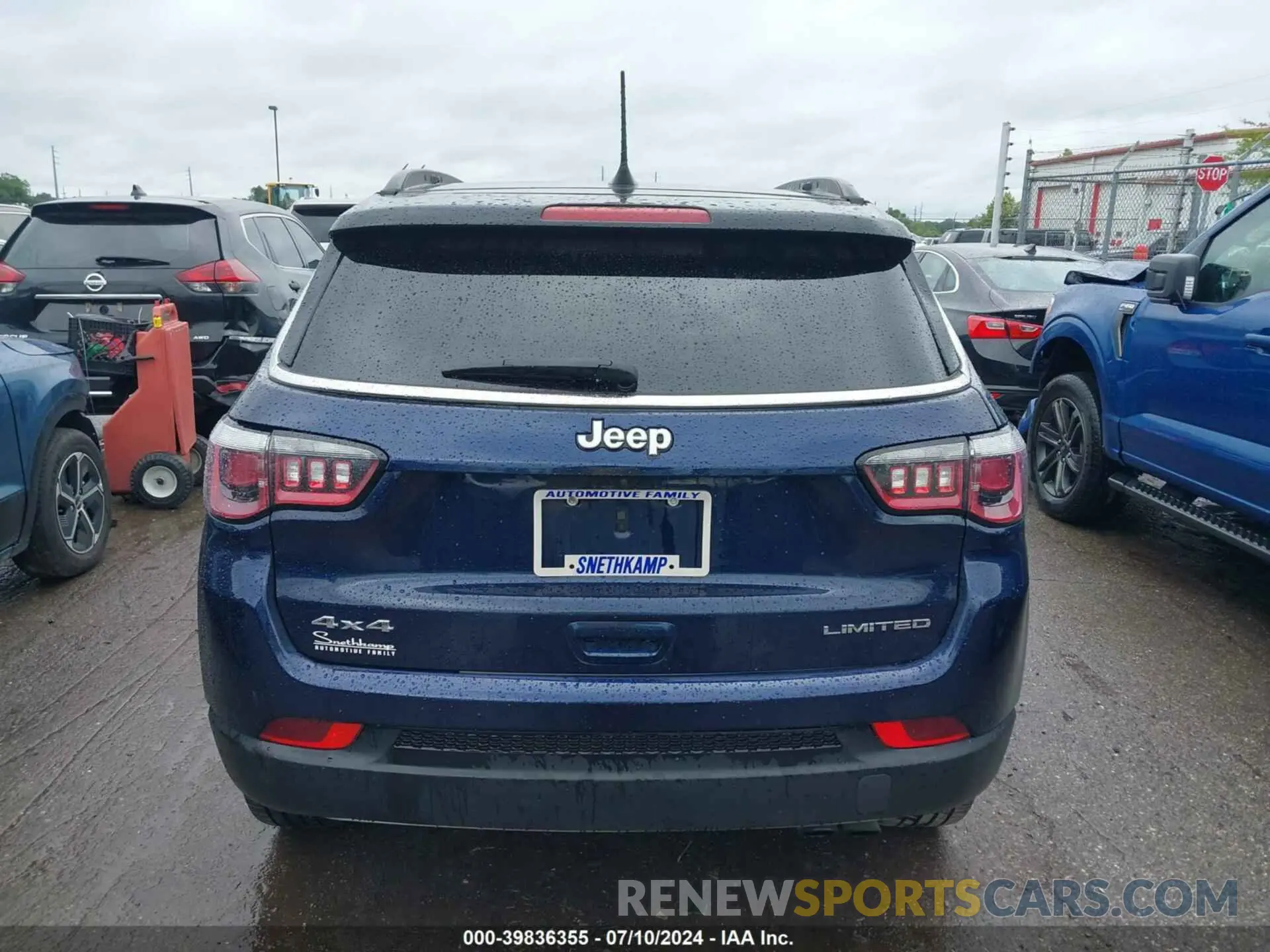 16 Photograph of a damaged car 3C4NJDCB7KT787221 JEEP COMPASS 2019