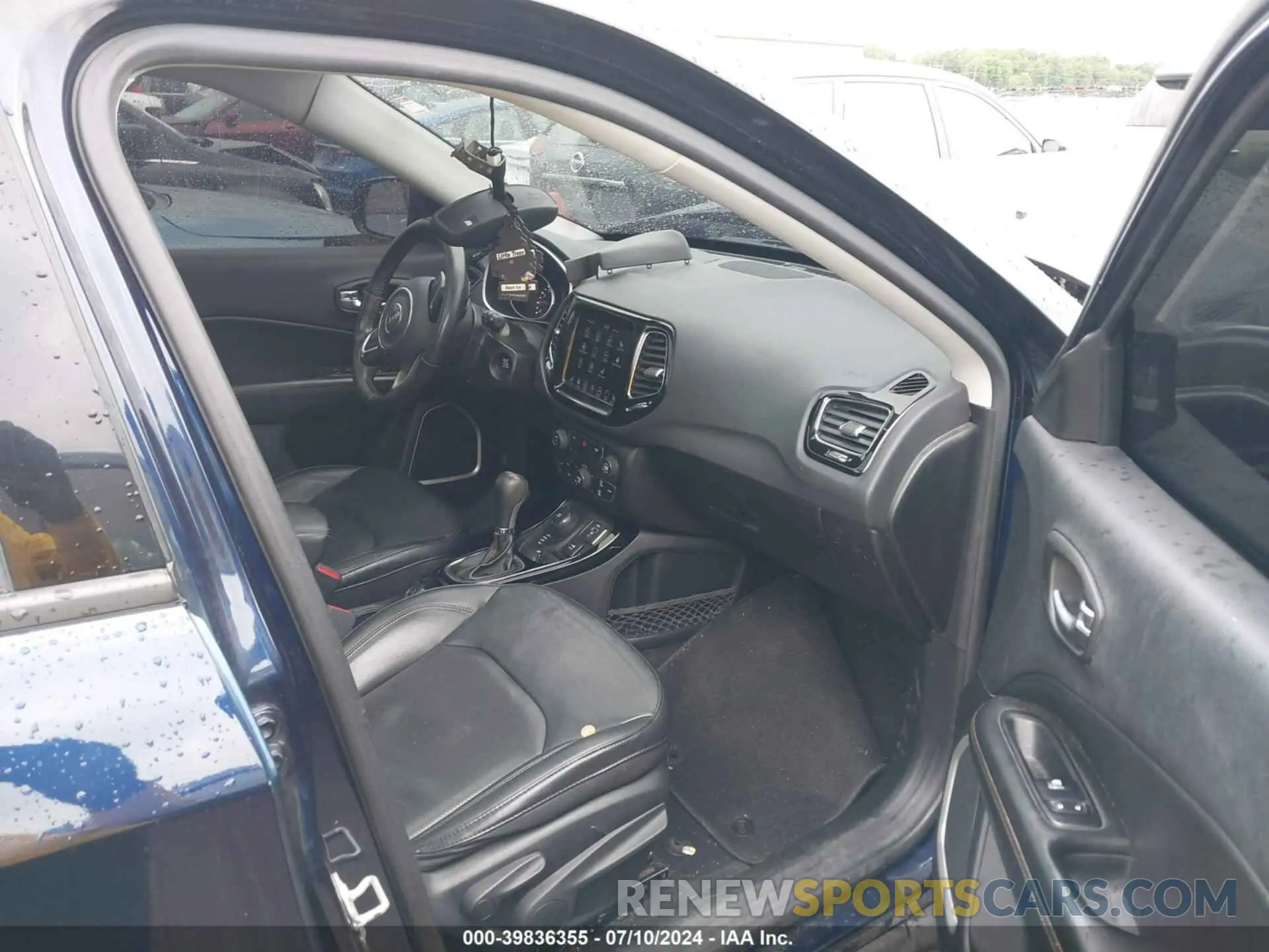 5 Photograph of a damaged car 3C4NJDCB7KT787221 JEEP COMPASS 2019