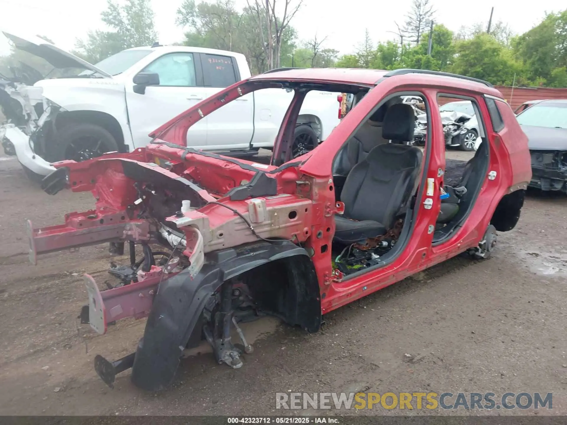 2 Photograph of a damaged car 3C4NJDCB7KT791012 JEEP COMPASS 2019