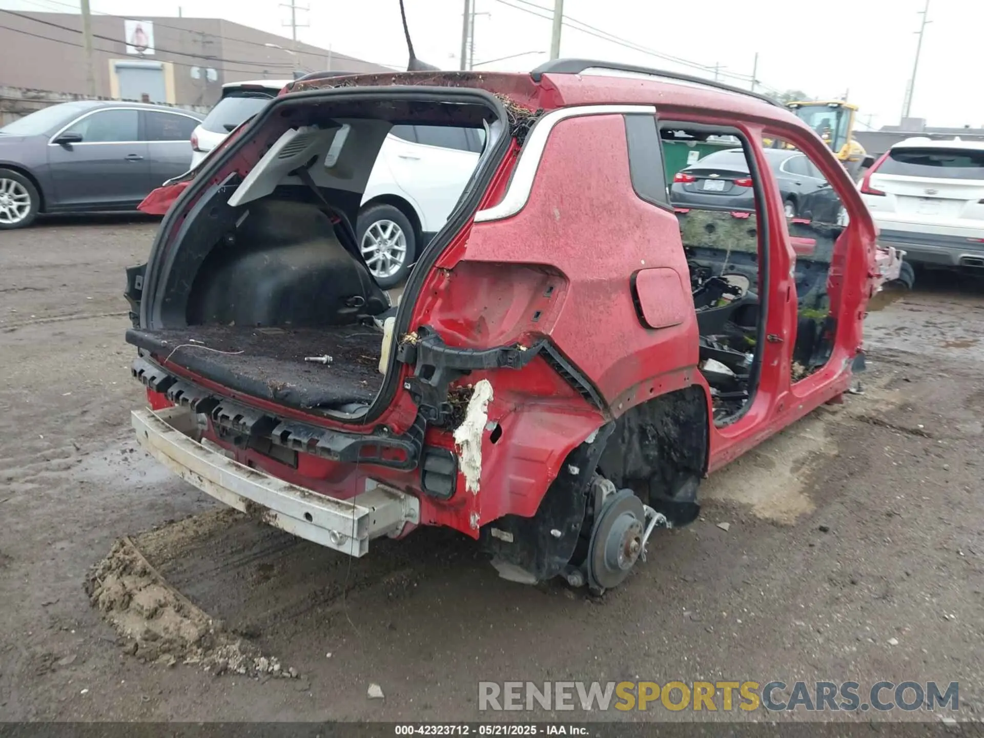 4 Photograph of a damaged car 3C4NJDCB7KT791012 JEEP COMPASS 2019