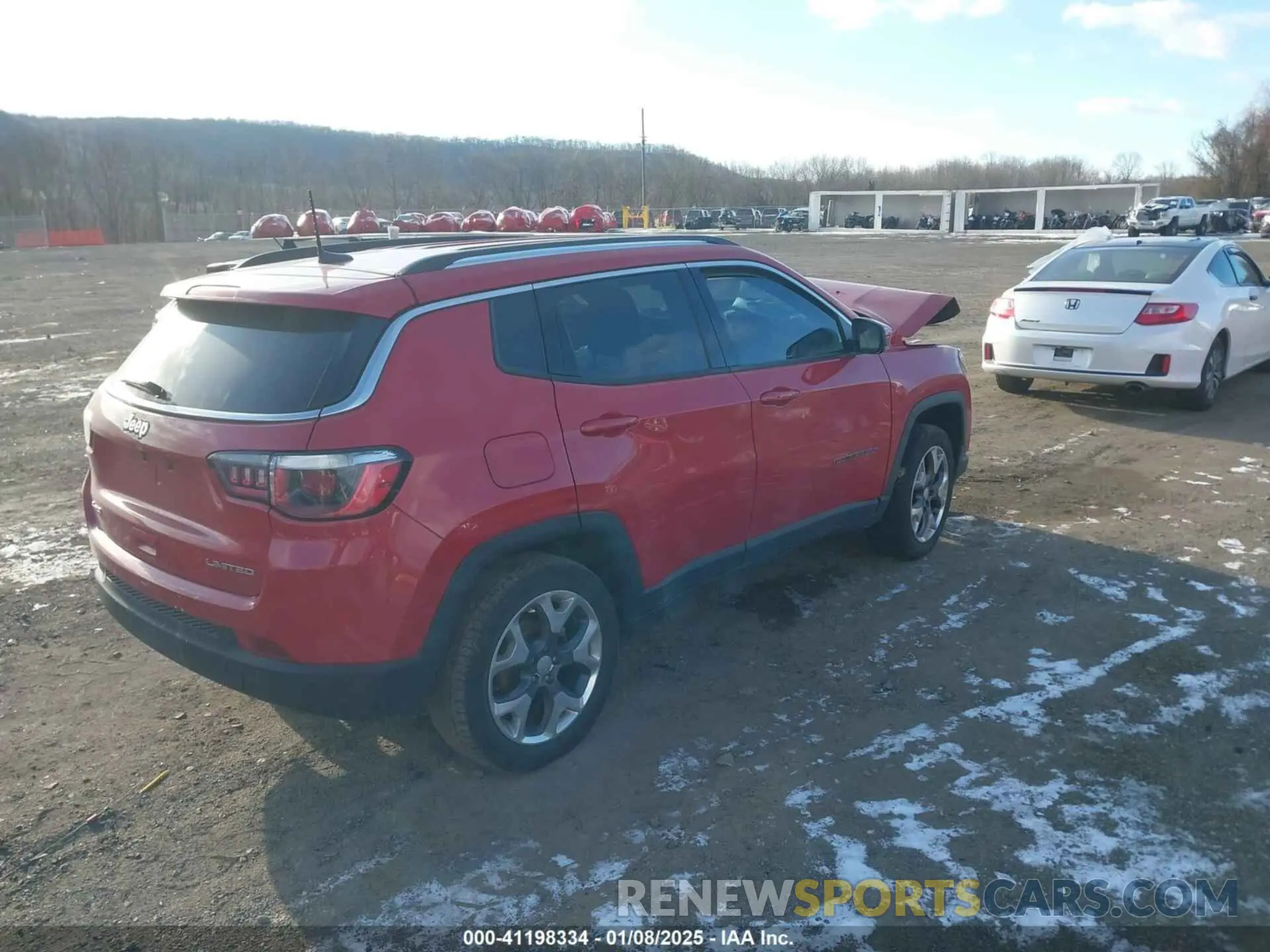 4 Photograph of a damaged car 3C4NJDCB8KT639384 JEEP COMPASS 2019