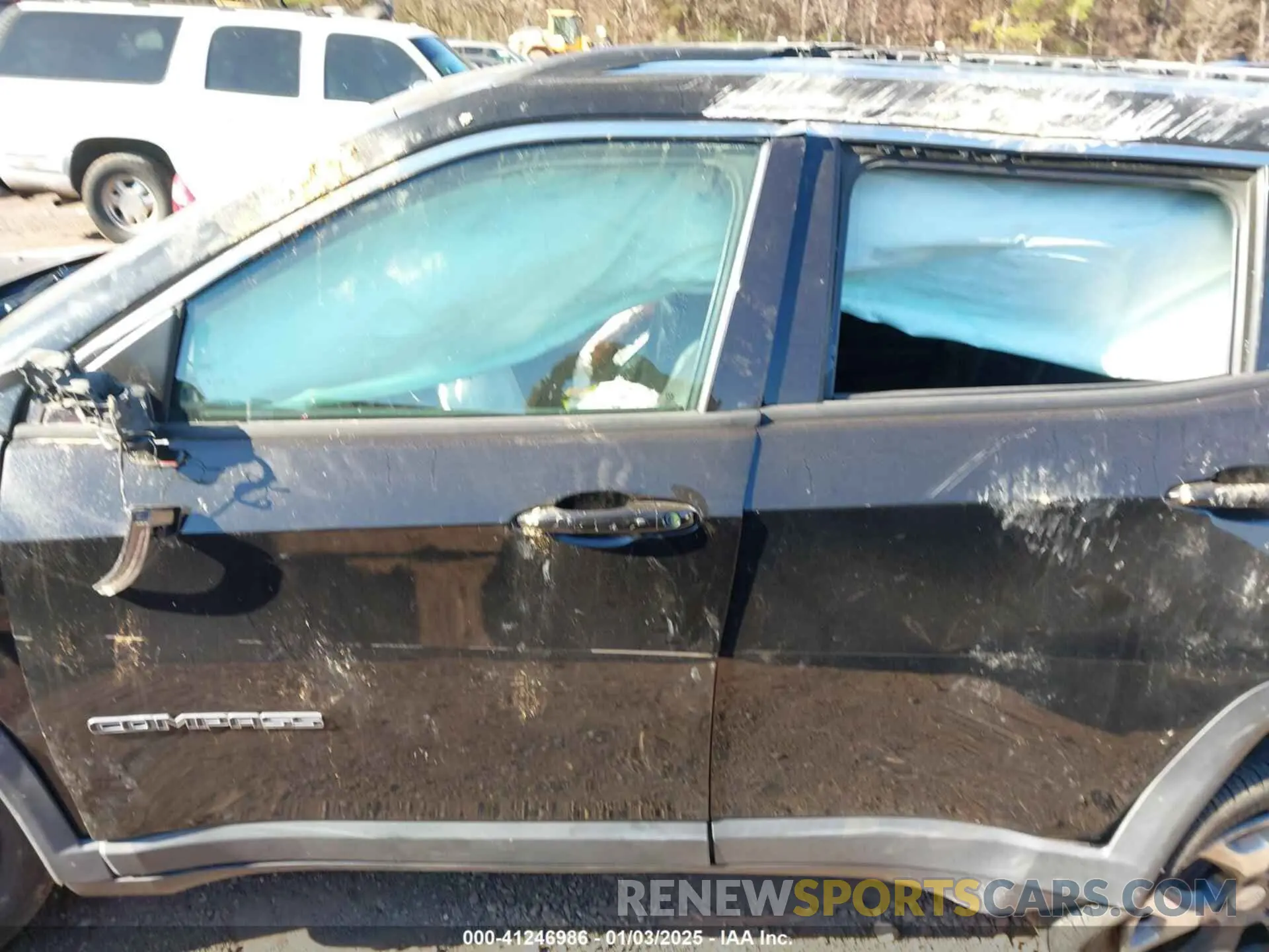 14 Photograph of a damaged car 3C4NJDCB8KT650787 JEEP COMPASS 2019
