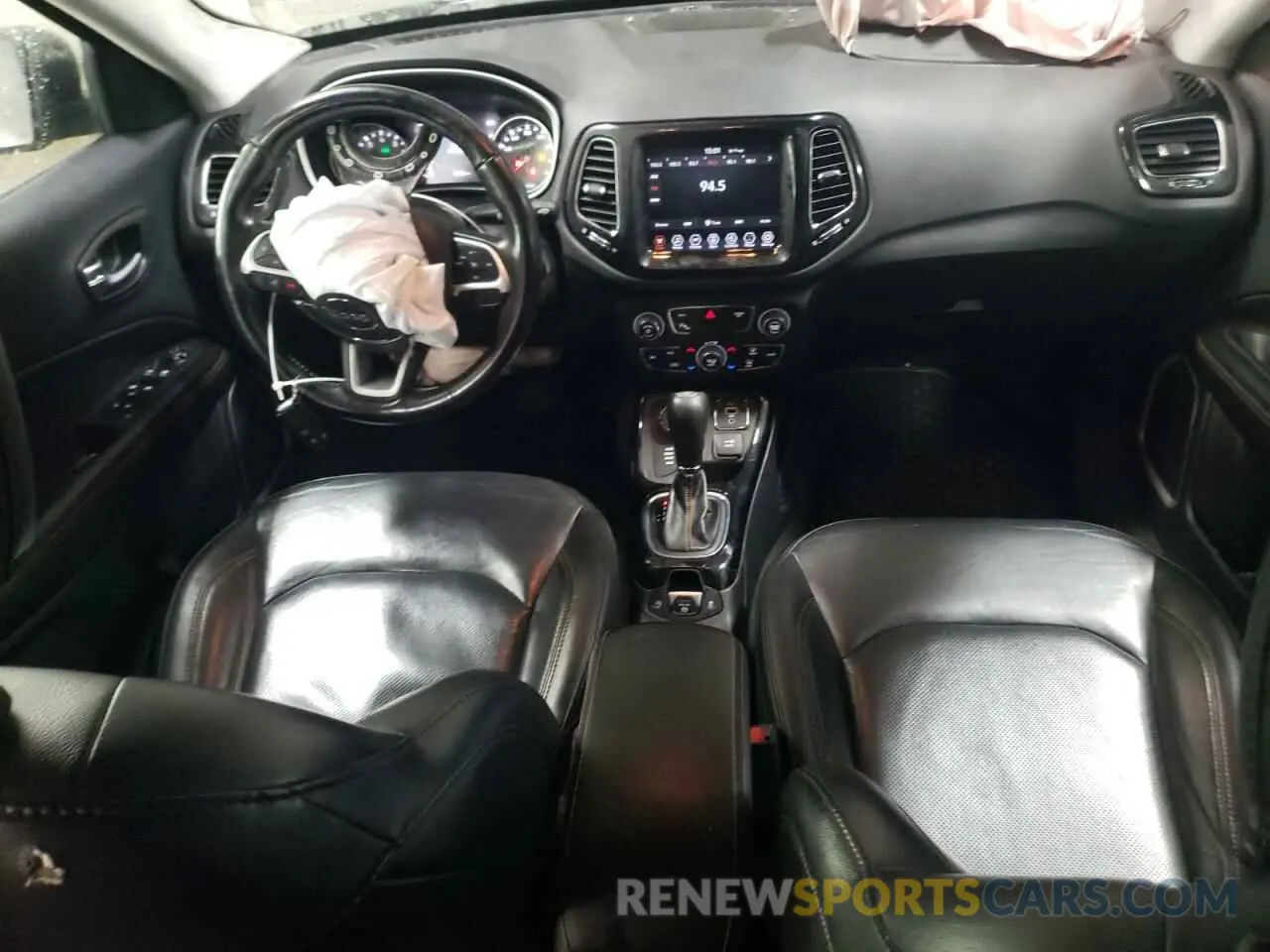8 Photograph of a damaged car 3C4NJDCB8KT651129 JEEP COMPASS 2019