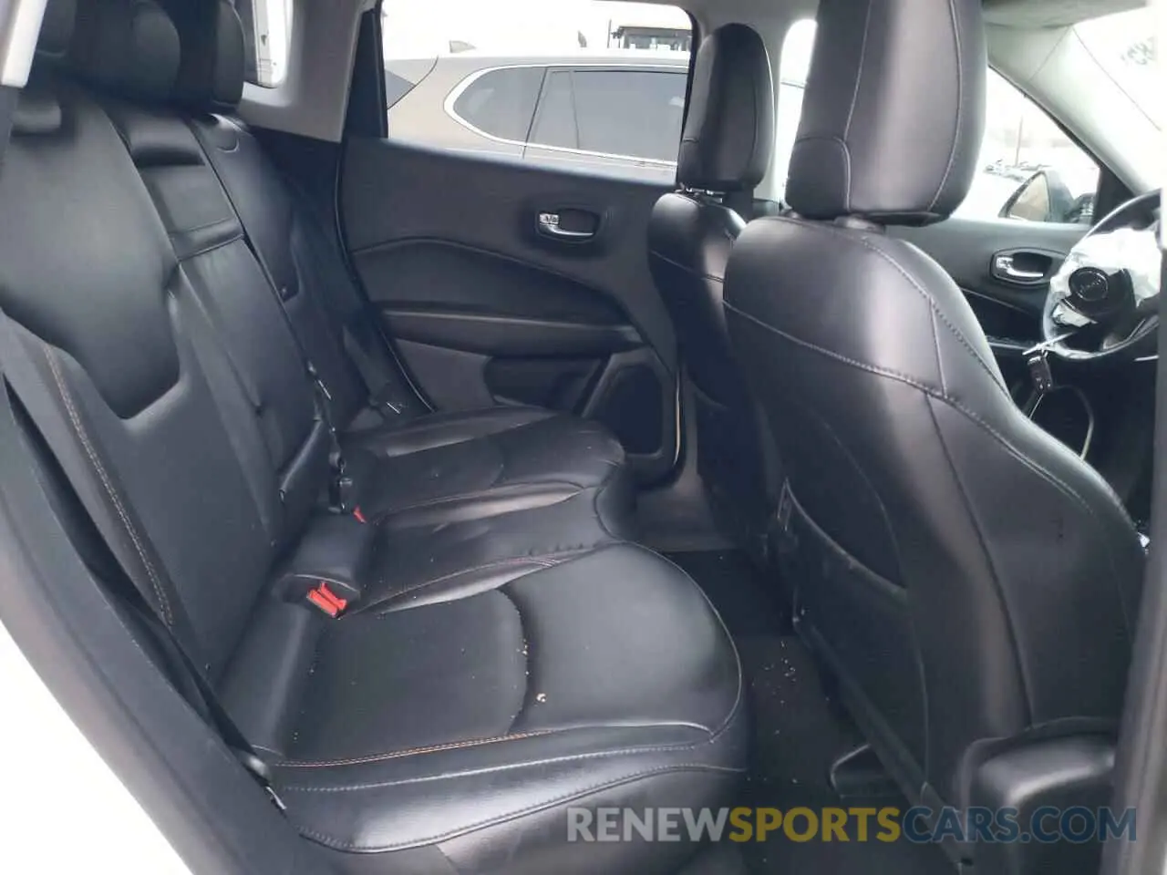 11 Photograph of a damaged car 3C4NJDCB8KT654256 JEEP COMPASS 2019