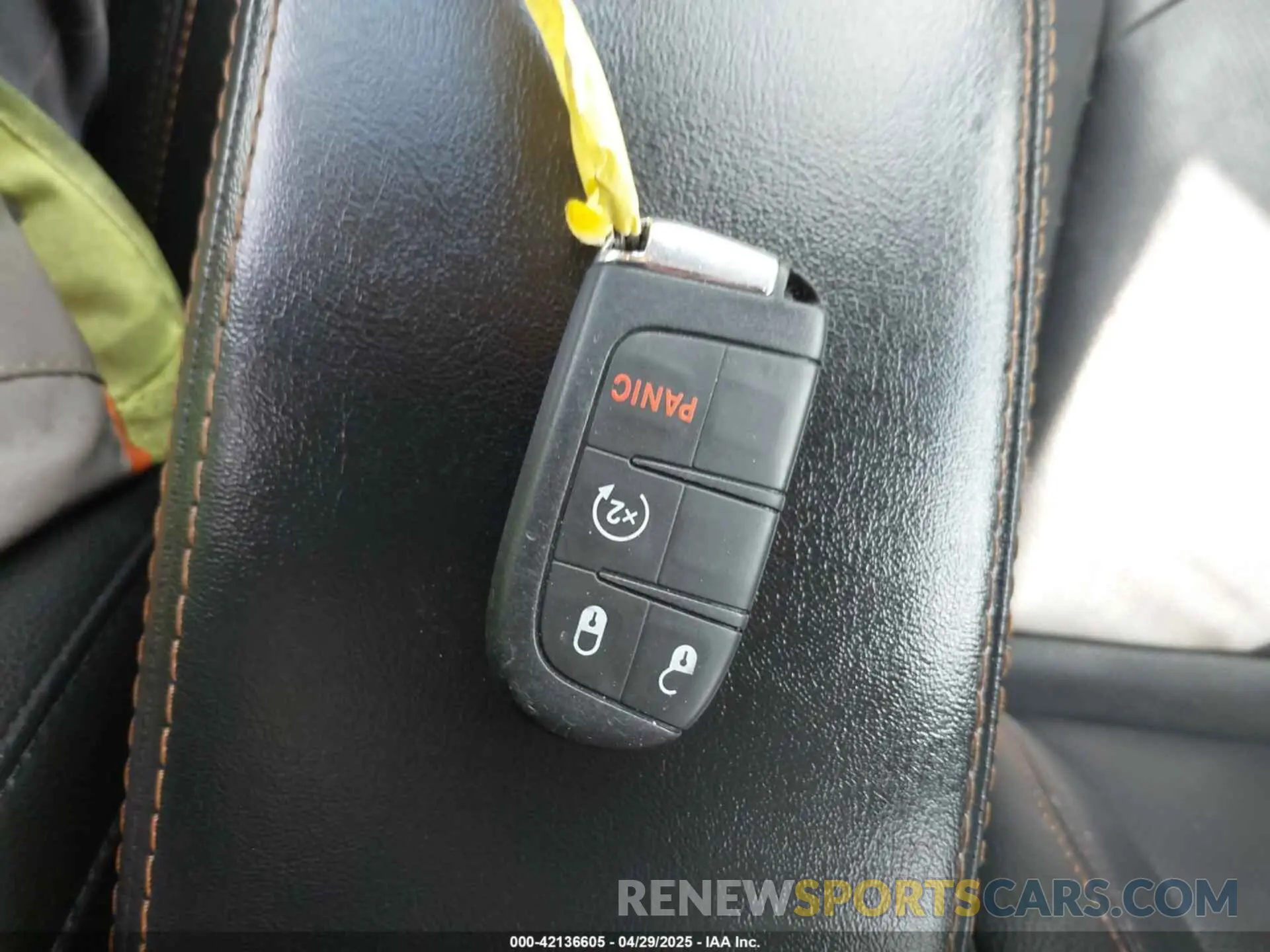 11 Photograph of a damaged car 3C4NJDCB8KT735418 JEEP COMPASS 2019