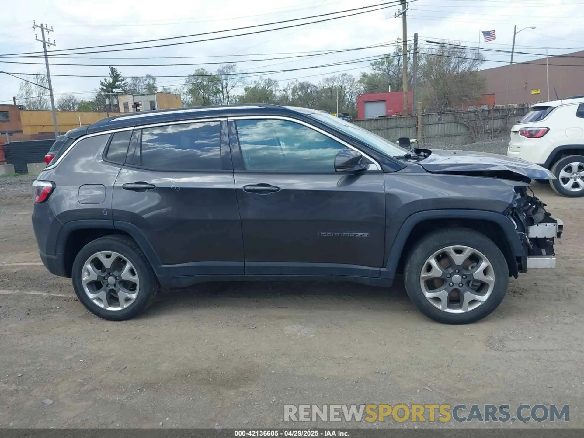 13 Photograph of a damaged car 3C4NJDCB8KT735418 JEEP COMPASS 2019