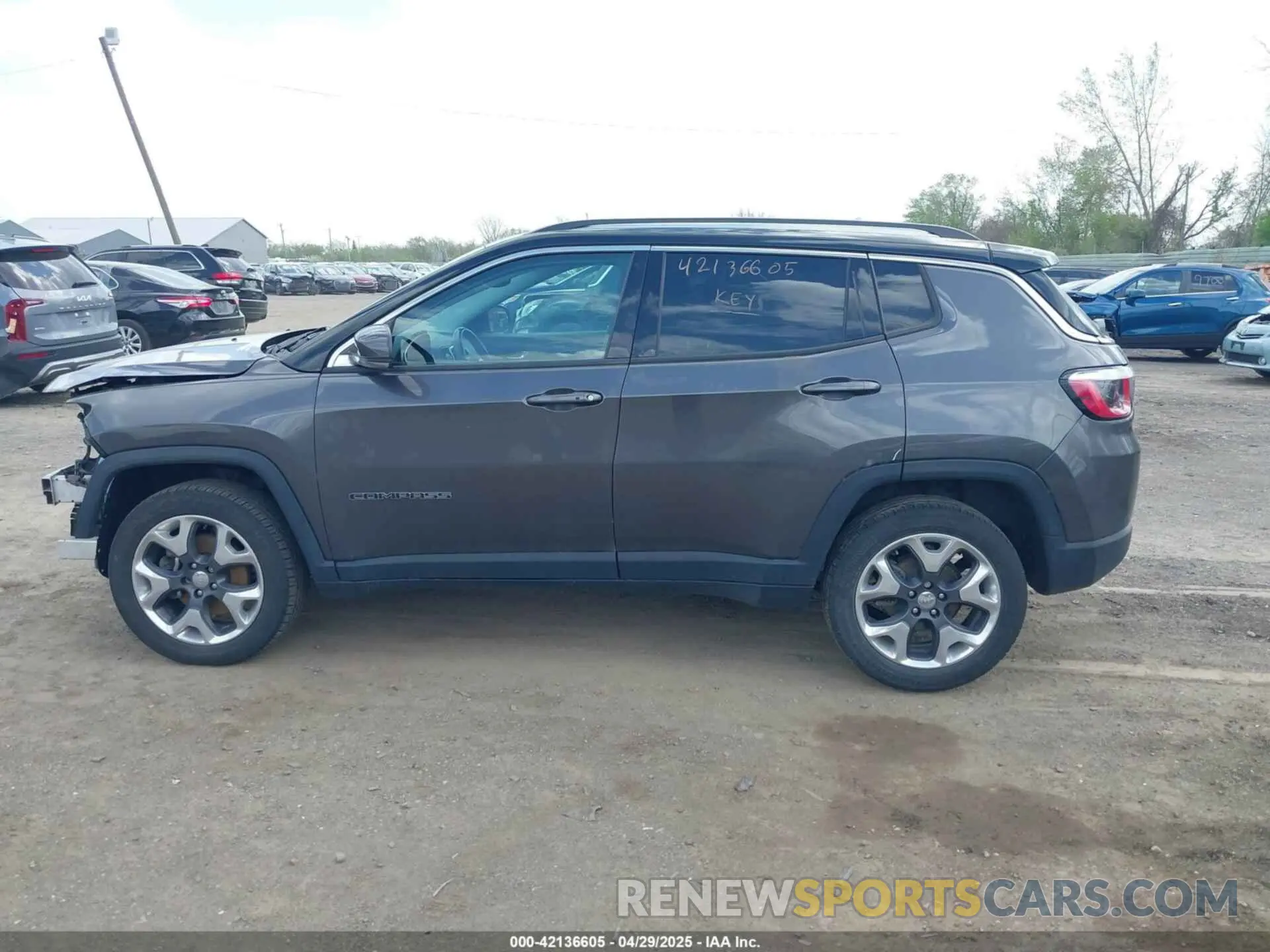 14 Photograph of a damaged car 3C4NJDCB8KT735418 JEEP COMPASS 2019