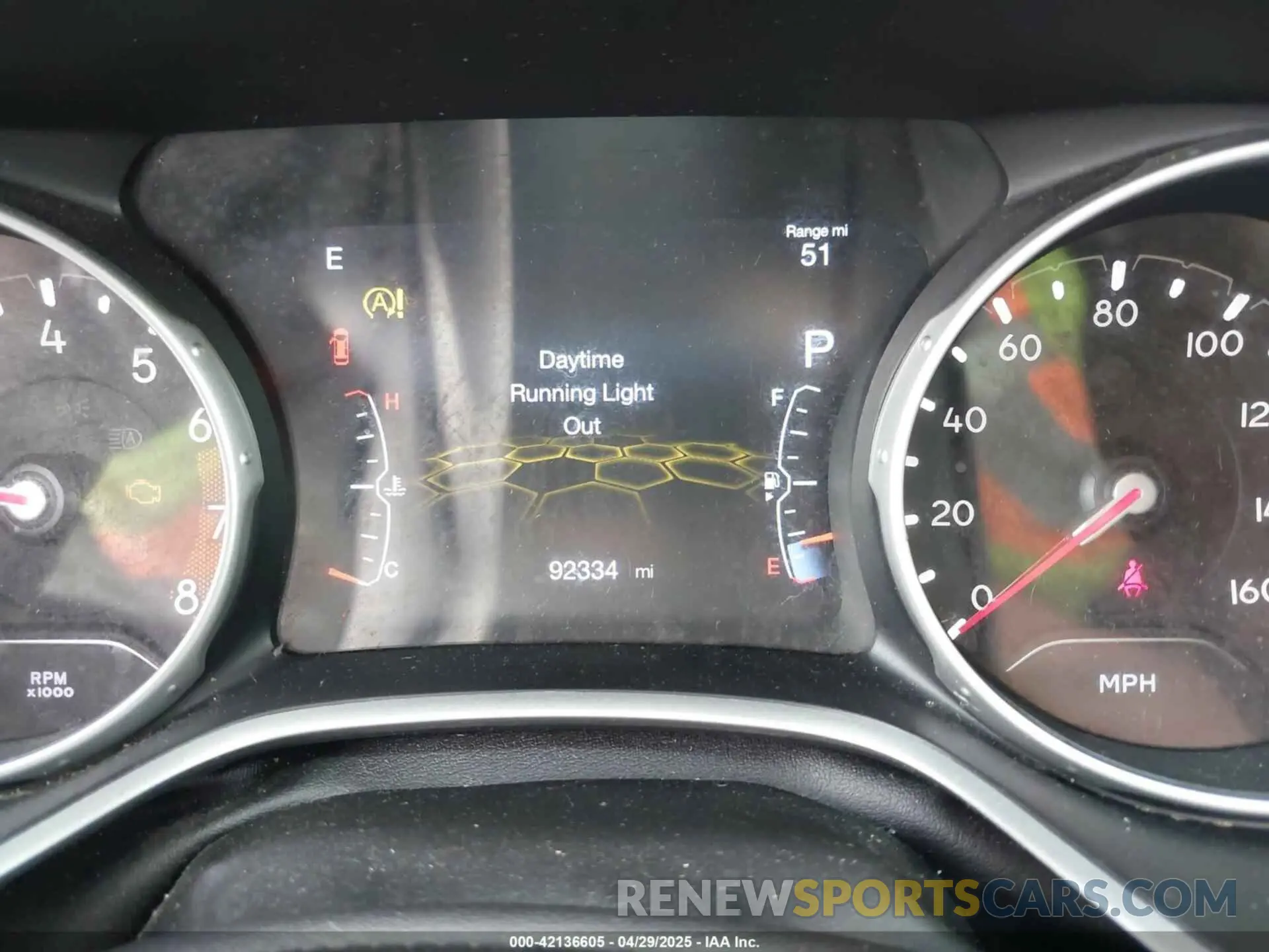 15 Photograph of a damaged car 3C4NJDCB8KT735418 JEEP COMPASS 2019