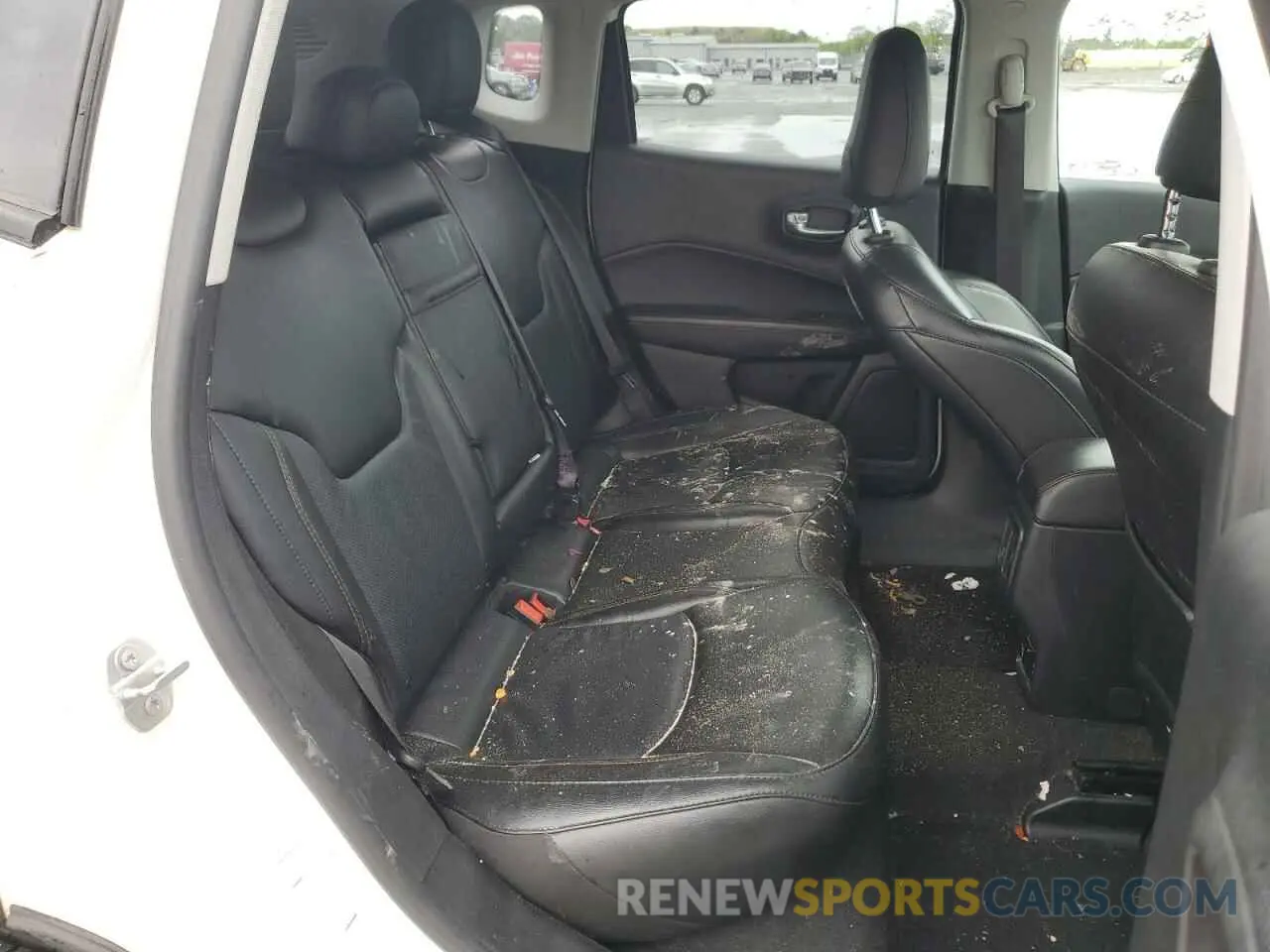 11 Photograph of a damaged car 3C4NJDCB8KT791035 JEEP COMPASS 2019