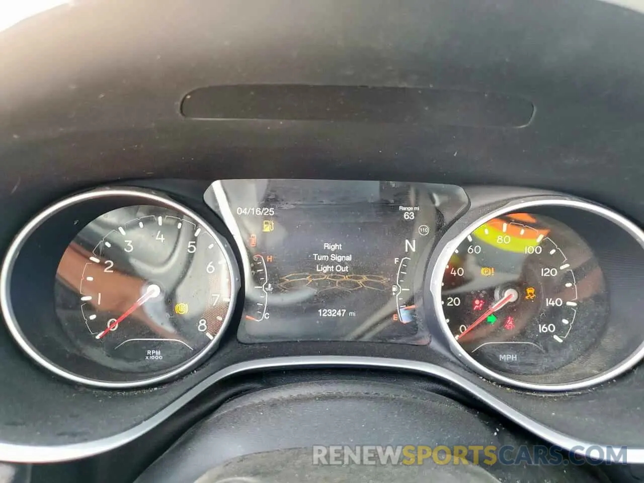 9 Photograph of a damaged car 3C4NJDCB9KT618950 JEEP COMPASS 2019
