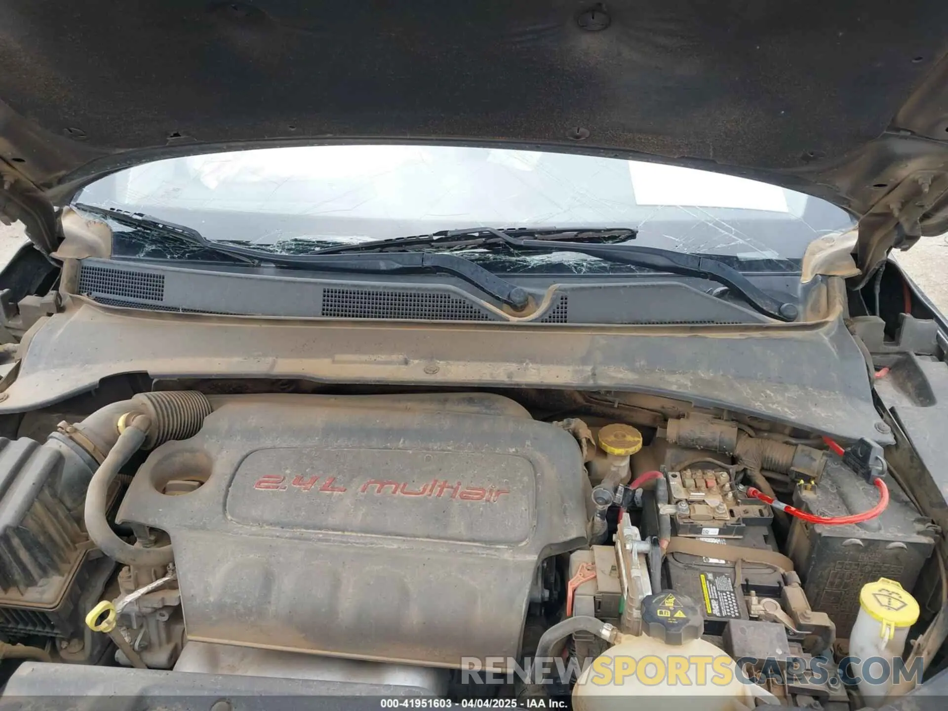 10 Photograph of a damaged car 3C4NJDCB9KT666254 JEEP COMPASS 2019