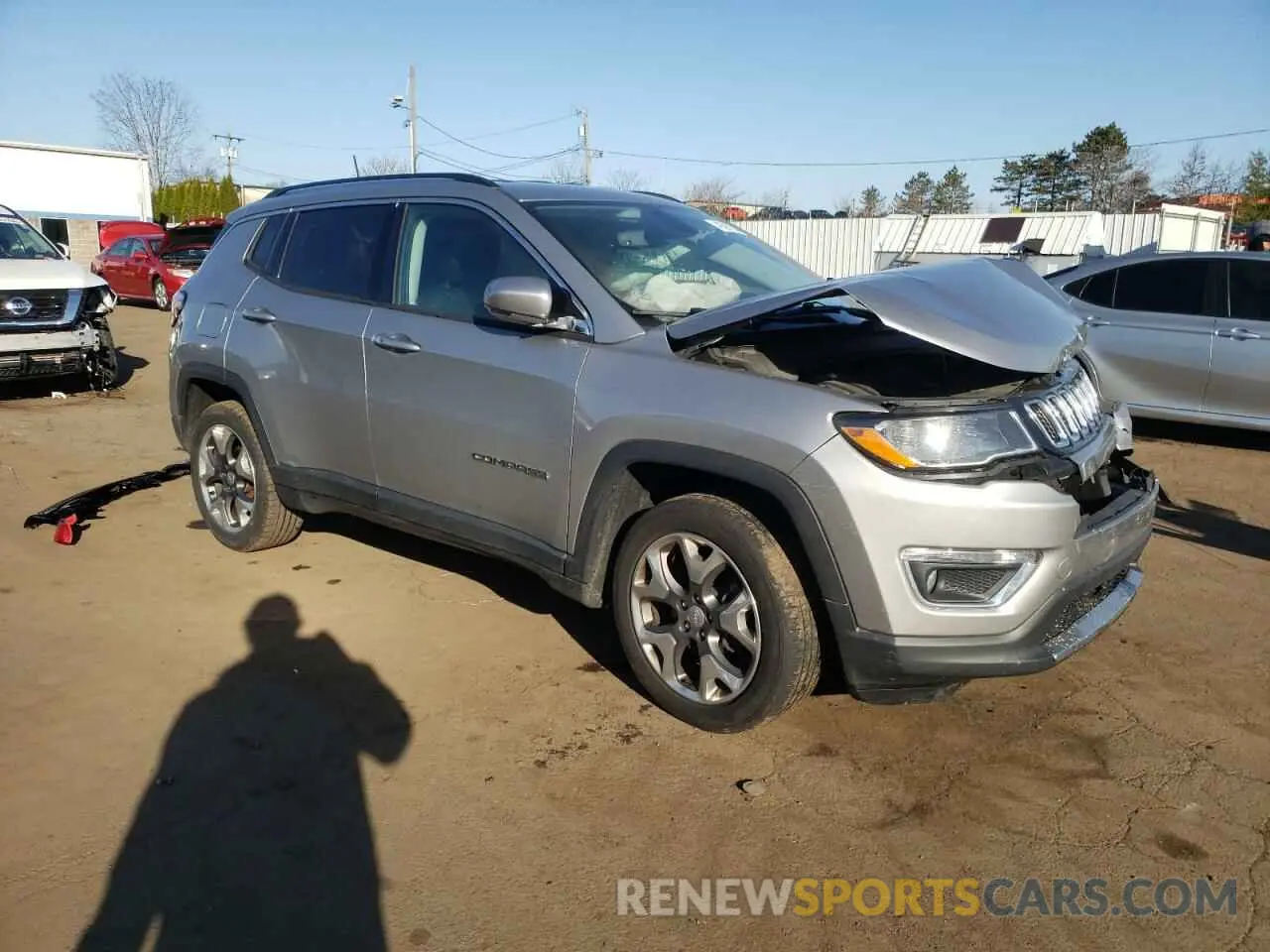 4 Photograph of a damaged car 3C4NJDCB9KT753197 JEEP COMPASS 2019