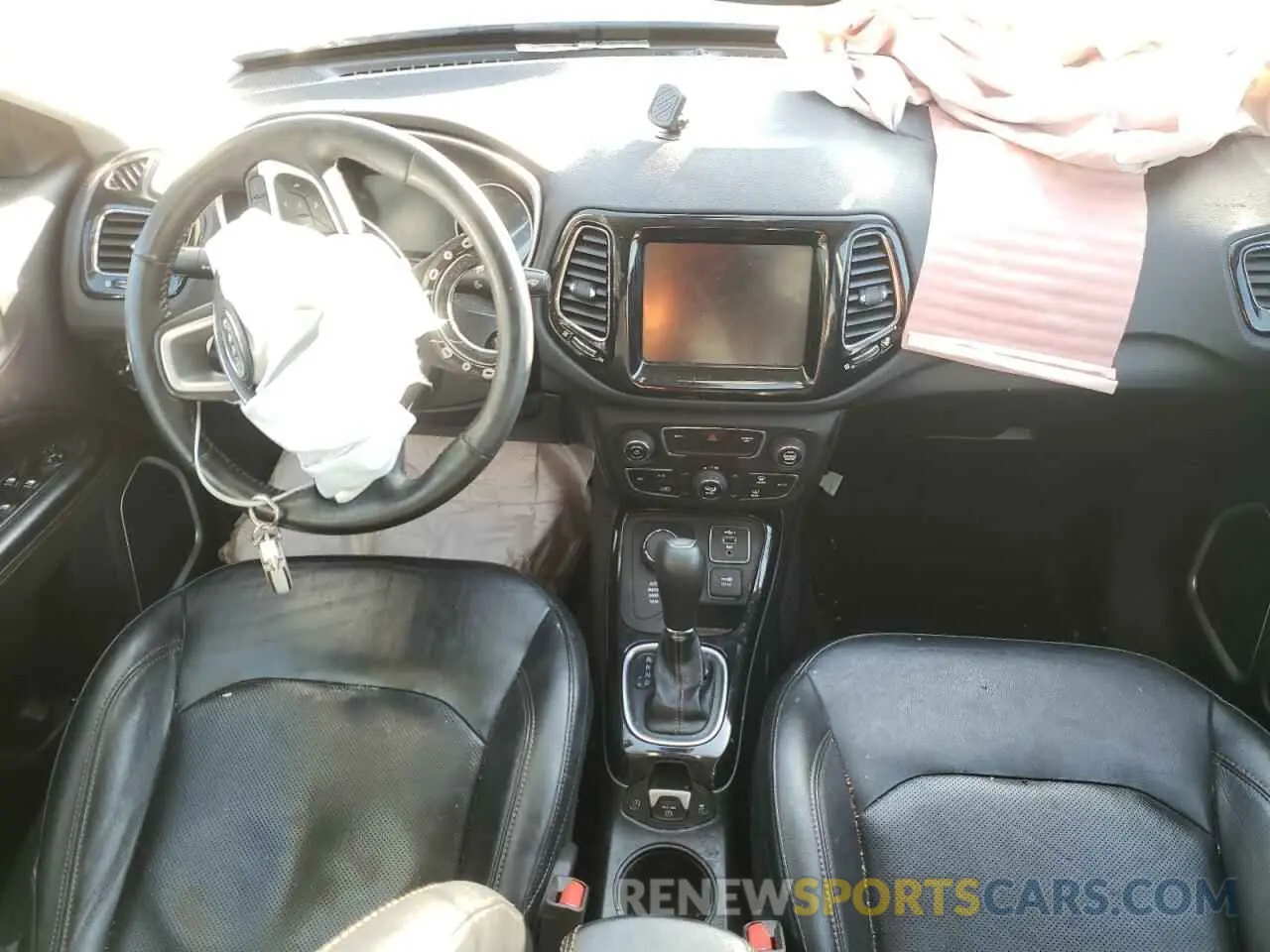 8 Photograph of a damaged car 3C4NJDCB9KT753197 JEEP COMPASS 2019