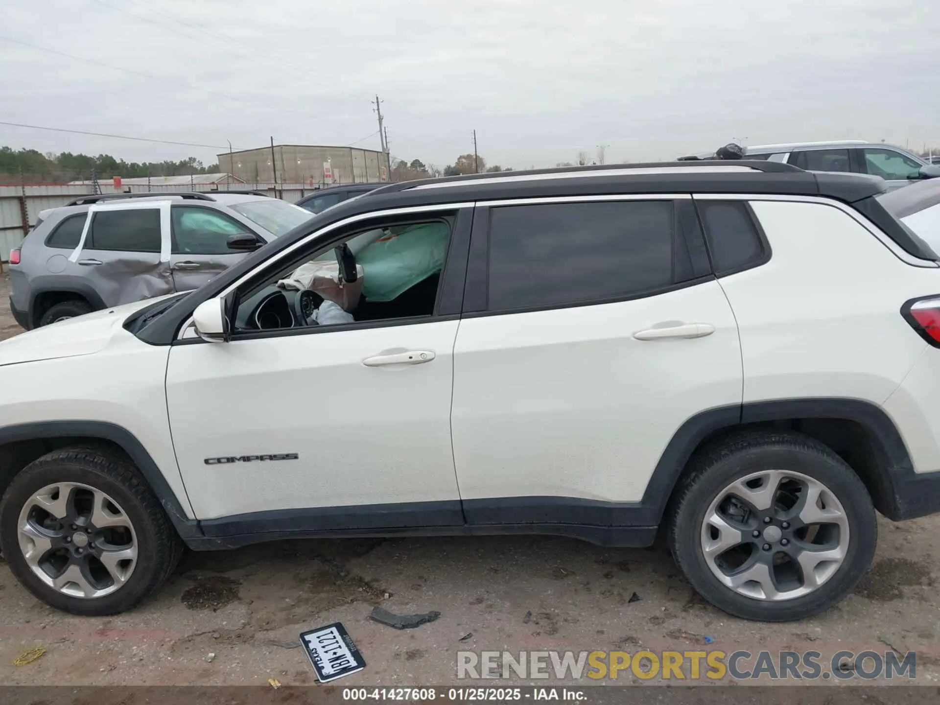 14 Photograph of a damaged car 3C4NJDCB9KT753684 JEEP COMPASS 2019