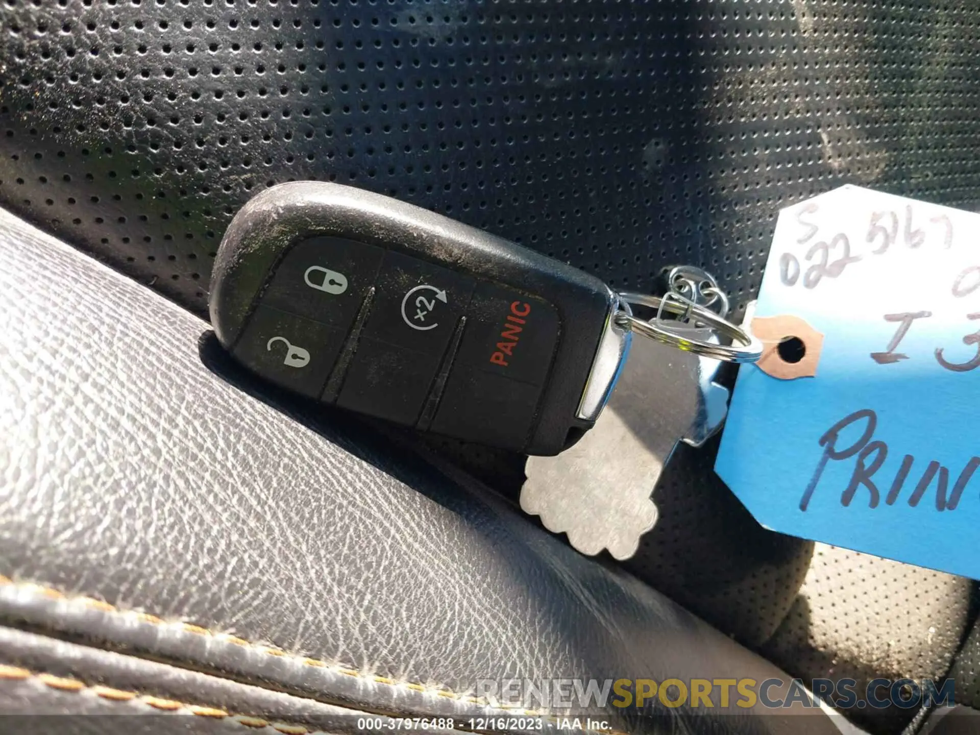 11 Photograph of a damaged car 3C4NJDCB9KT800583 JEEP COMPASS 2019