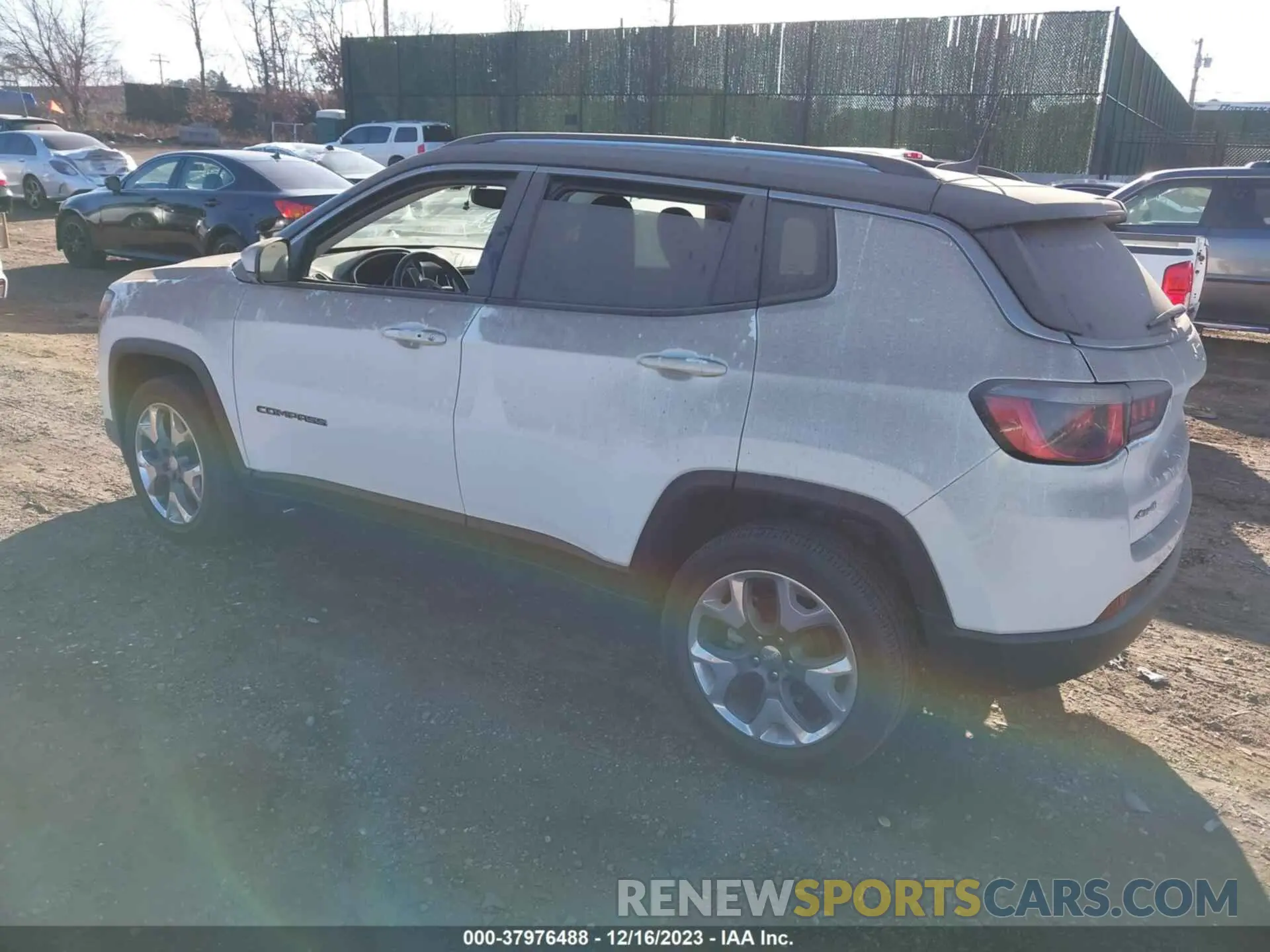 3 Photograph of a damaged car 3C4NJDCB9KT800583 JEEP COMPASS 2019