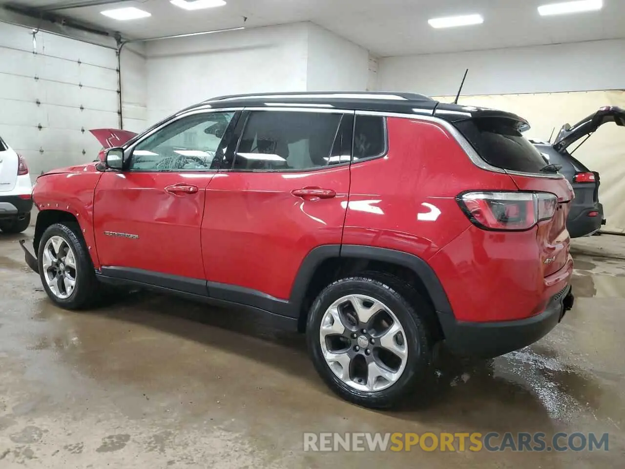 2 Photograph of a damaged car 3C4NJDCBXKT647678 JEEP COMPASS 2019