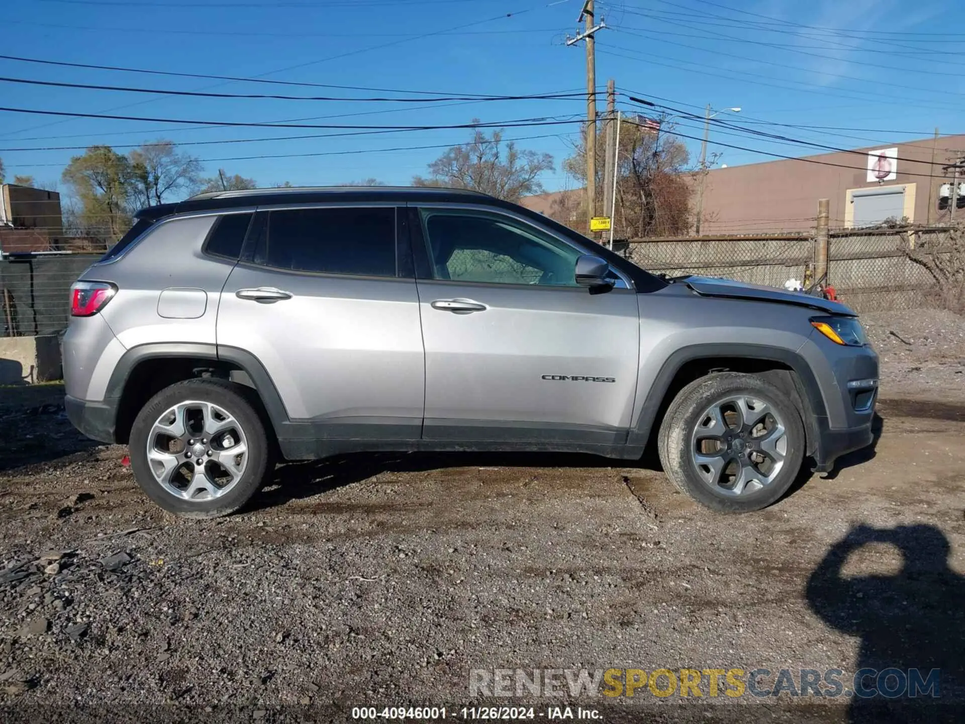 13 Photograph of a damaged car 3C4NJDCBXKT652931 JEEP COMPASS 2019