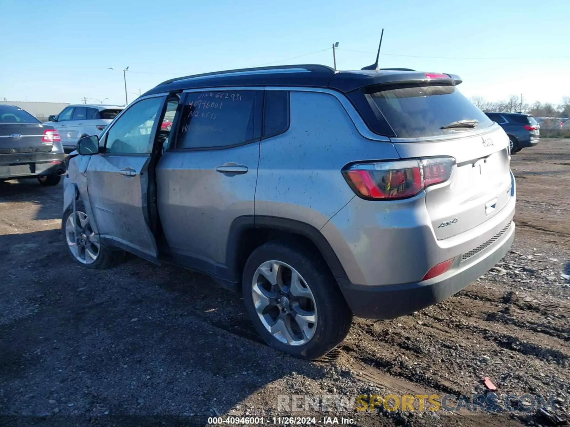 3 Photograph of a damaged car 3C4NJDCBXKT652931 JEEP COMPASS 2019
