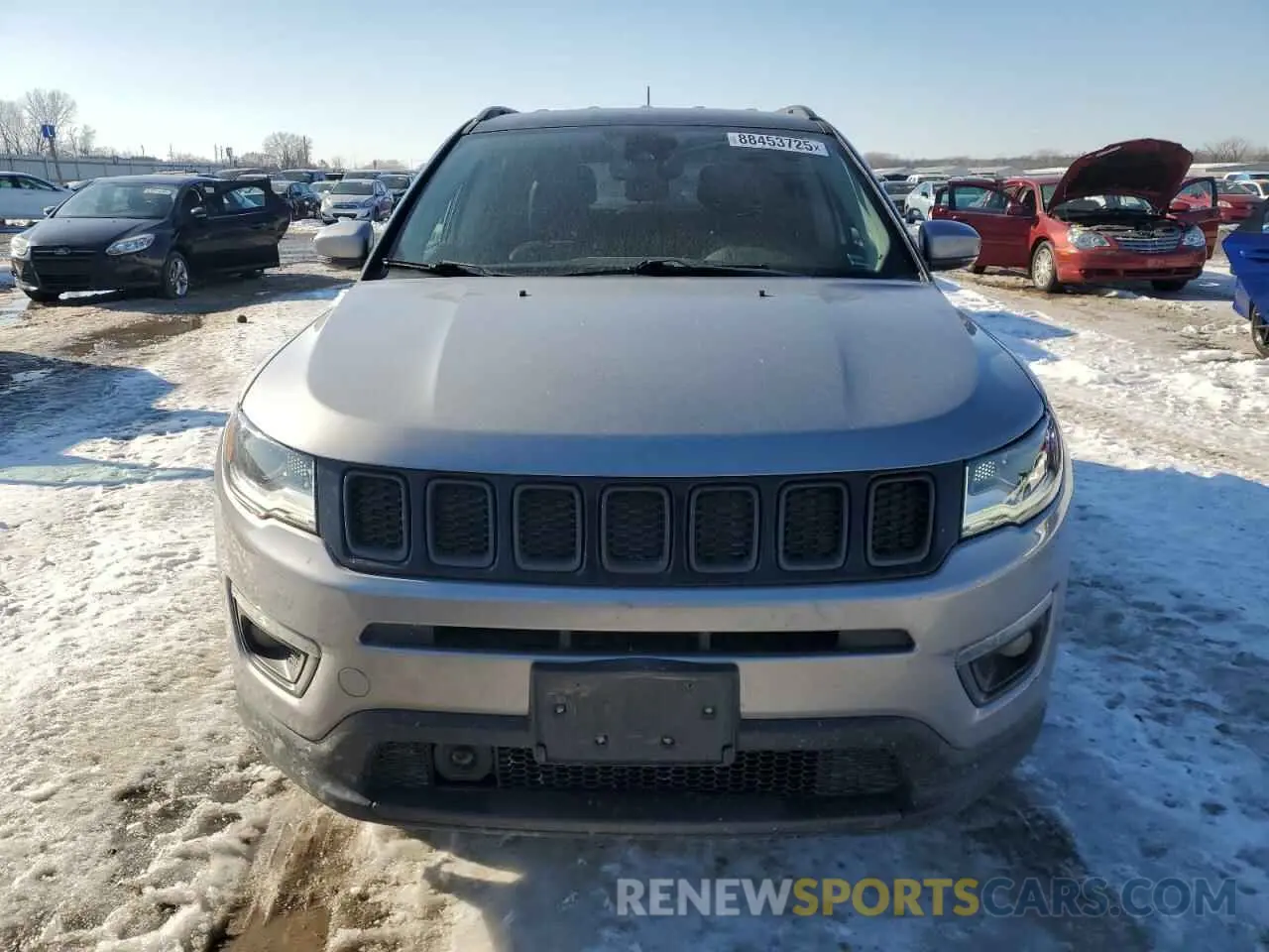 5 Photograph of a damaged car 3C4NJDCBXKT745237 JEEP COMPASS 2019