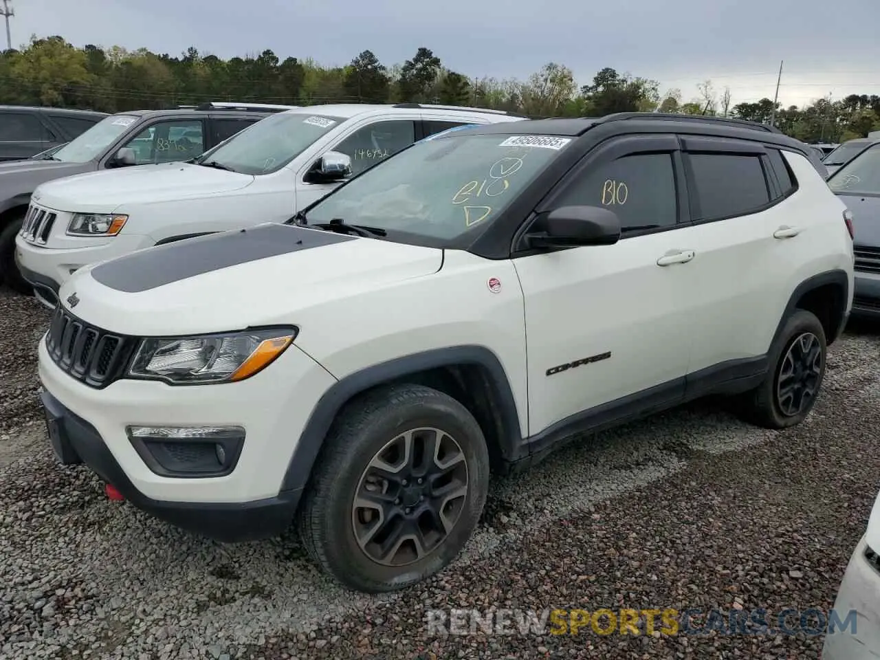 1 Photograph of a damaged car 3C4NJDDB0KT671213 JEEP COMPASS 2019