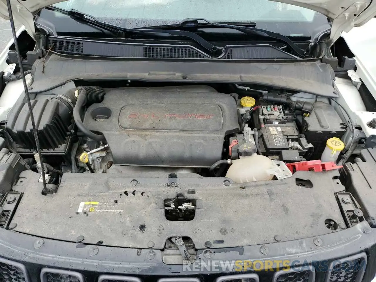 12 Photograph of a damaged car 3C4NJDDB0KT671213 JEEP COMPASS 2019
