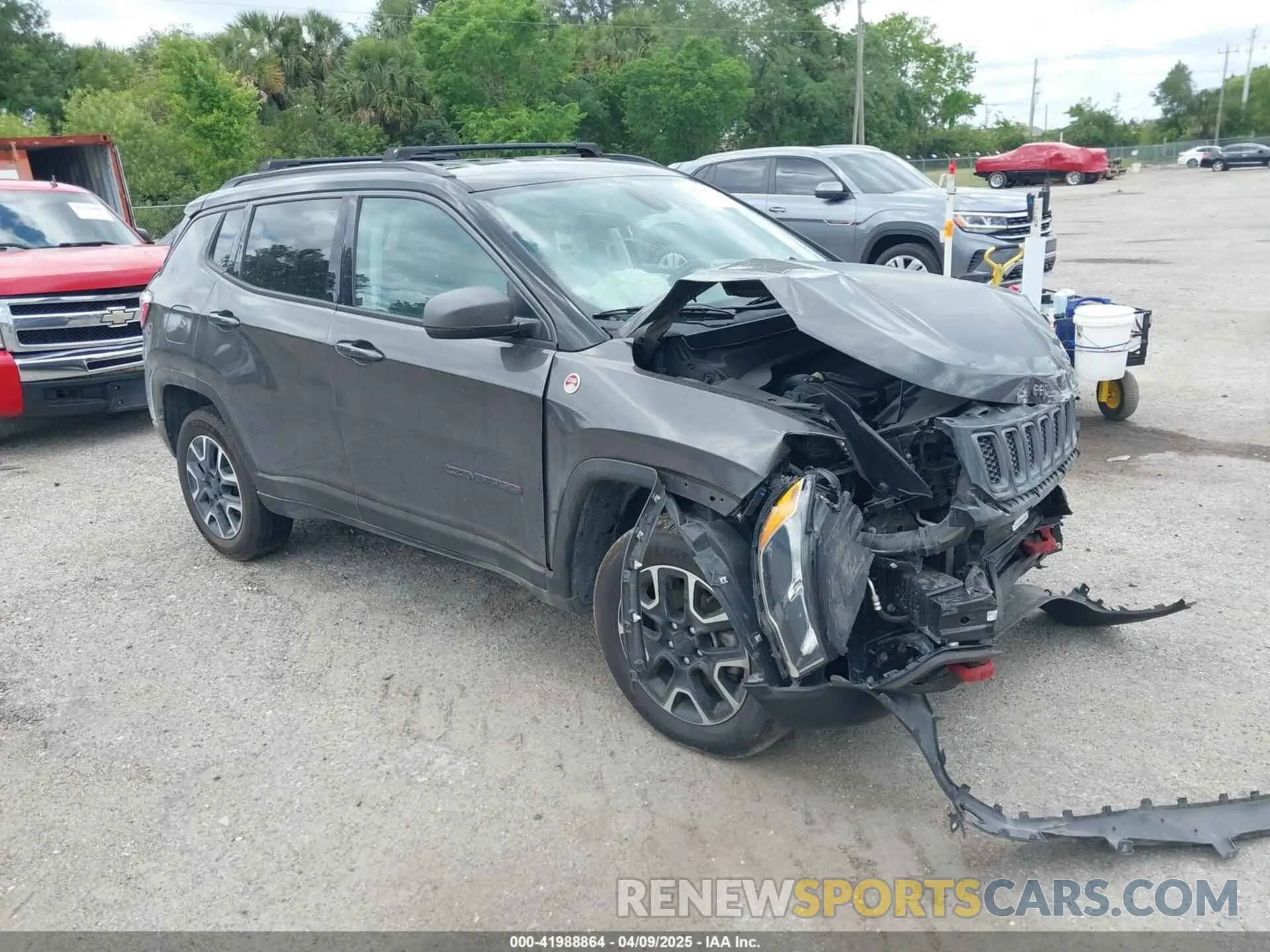 1 Photograph of a damaged car 3C4NJDDB0KT799869 JEEP COMPASS 2019