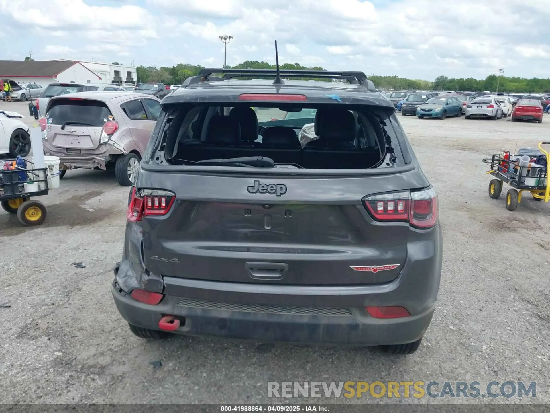 15 Photograph of a damaged car 3C4NJDDB0KT799869 JEEP COMPASS 2019