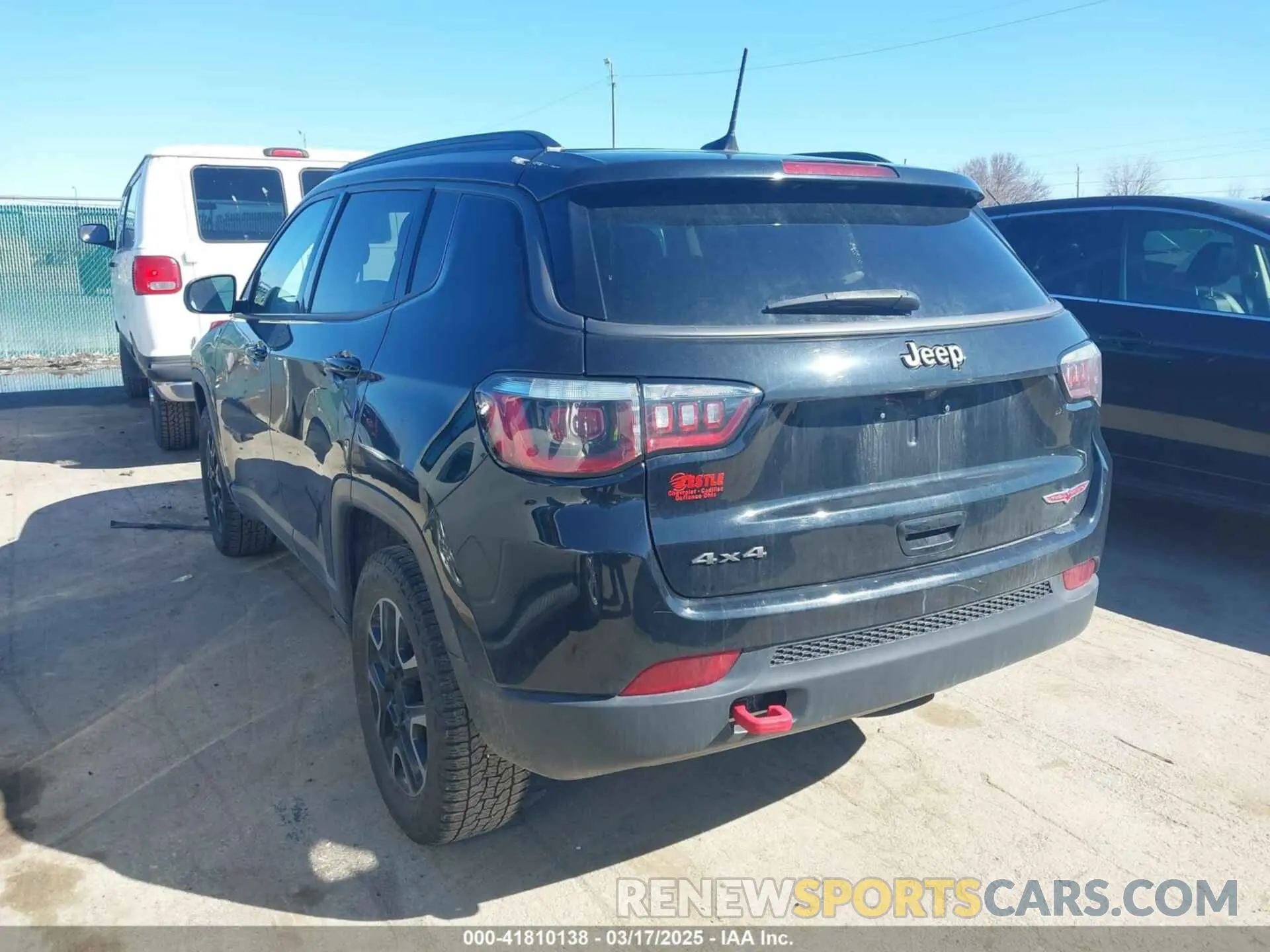 3 Photograph of a damaged car 3C4NJDDB1KT671642 JEEP COMPASS 2019