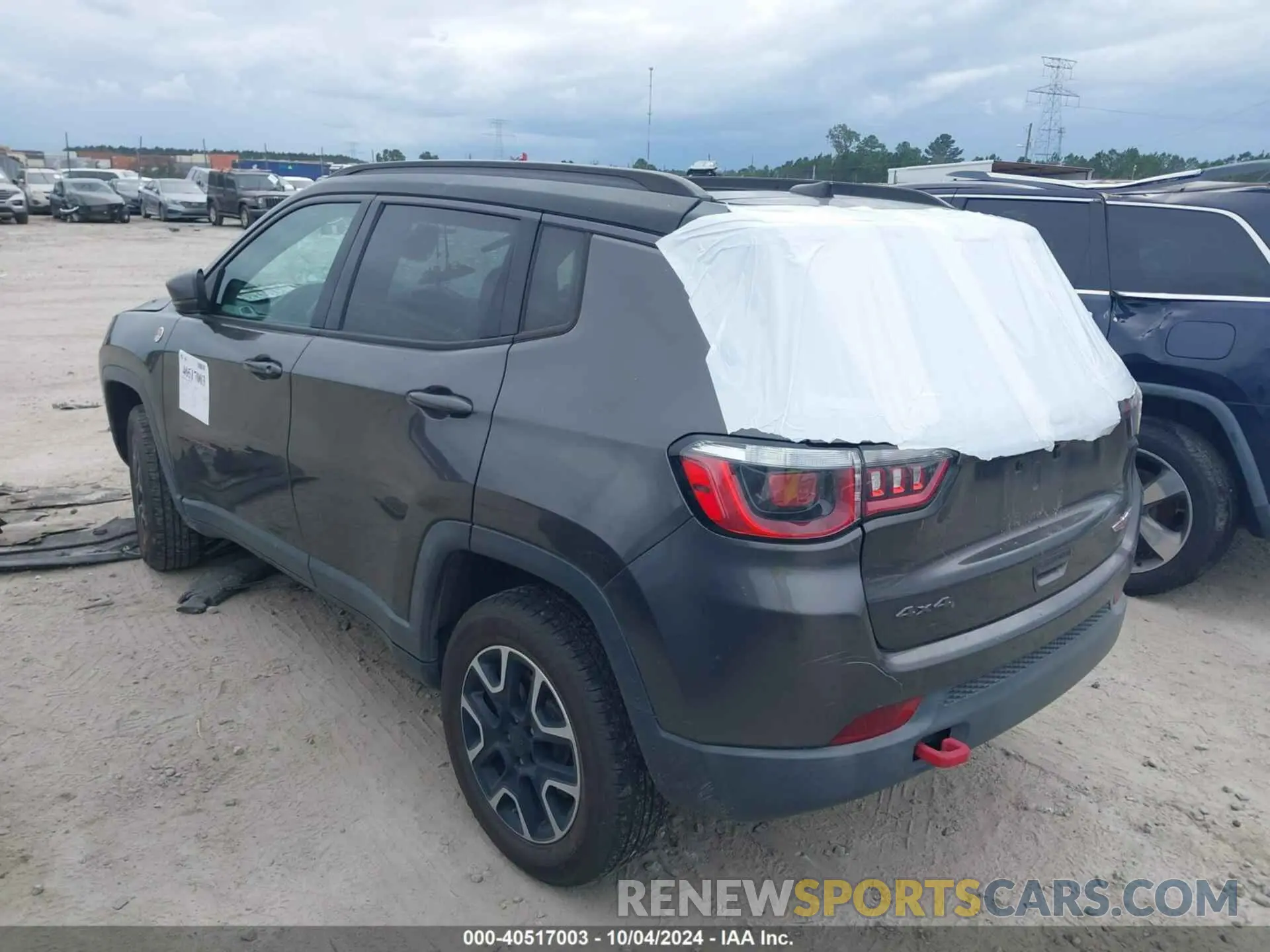 3 Photograph of a damaged car 3C4NJDDB1KT740099 JEEP COMPASS 2019