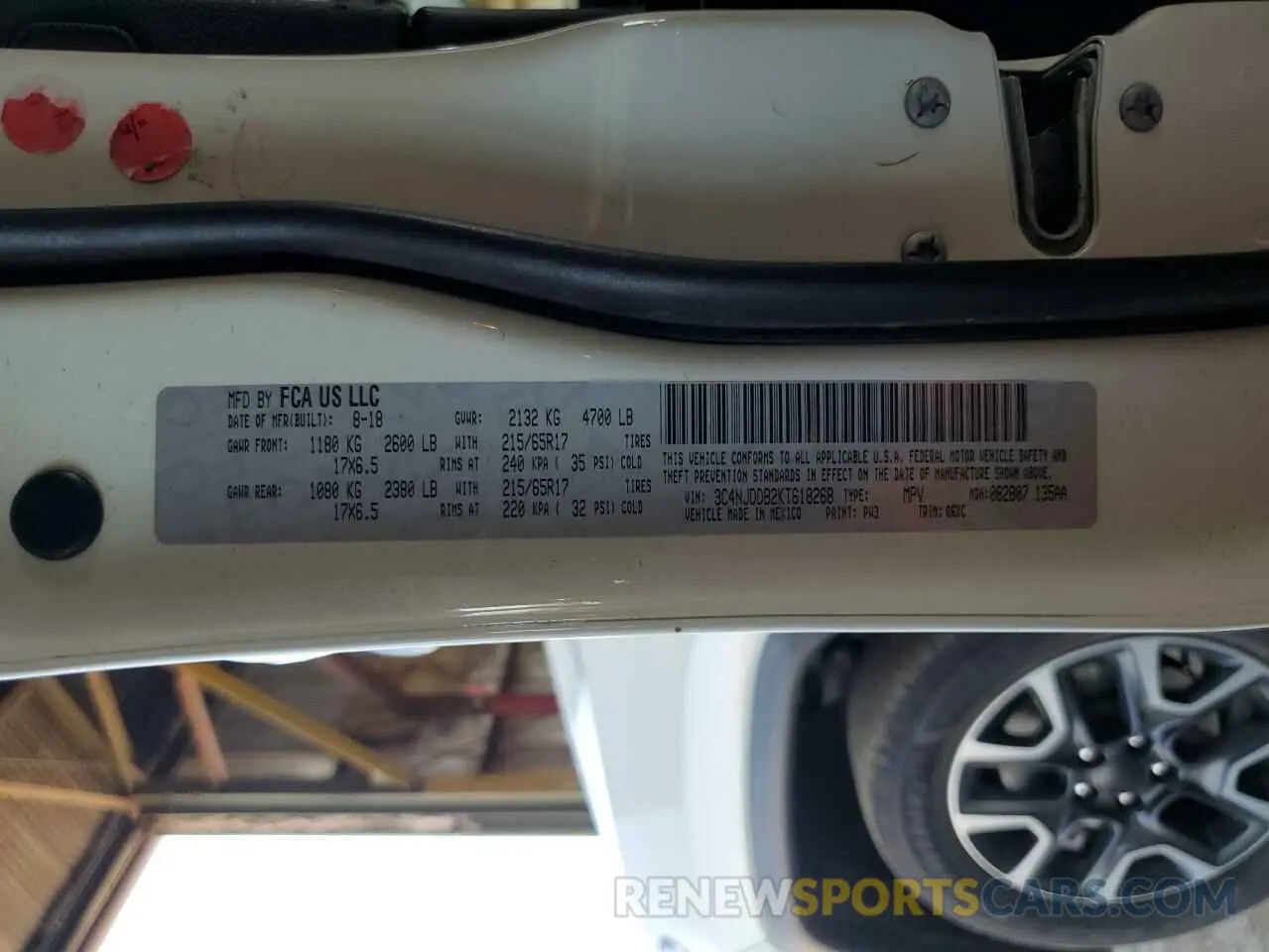 12 Photograph of a damaged car 3C4NJDDB2KT618268 JEEP COMPASS 2019