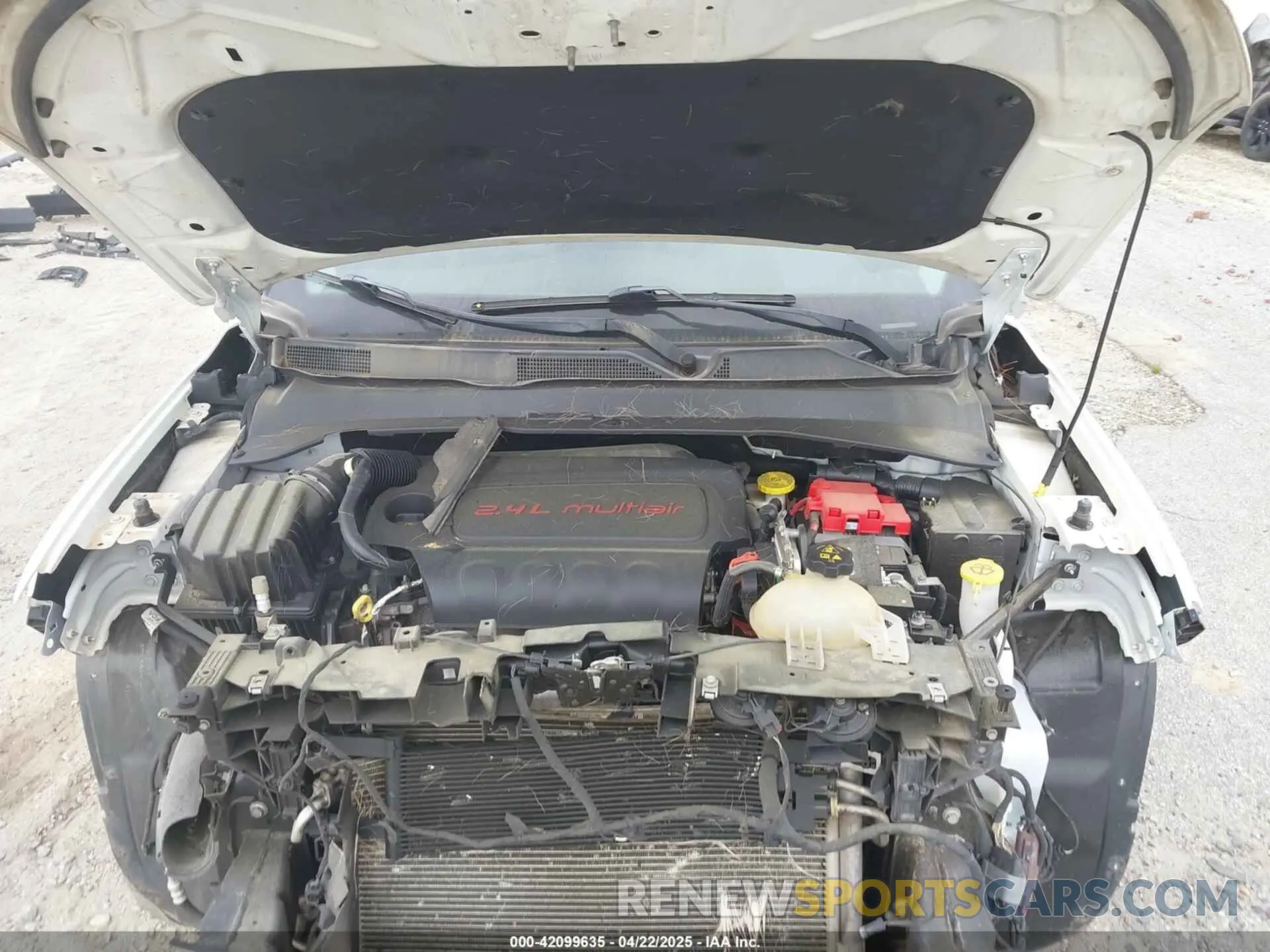 10 Photograph of a damaged car 3C4NJDDB2KT671066 JEEP COMPASS 2019