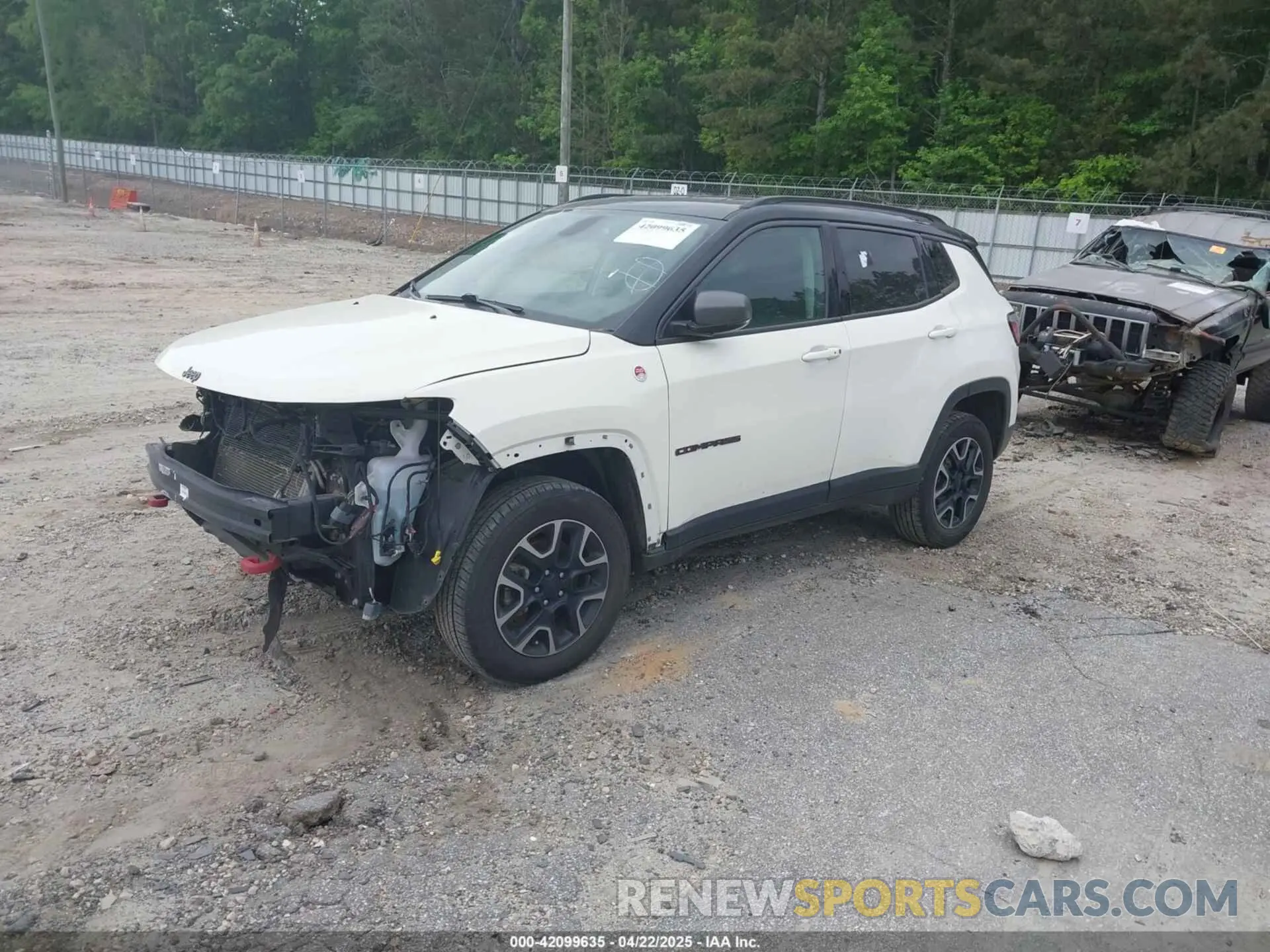 2 Photograph of a damaged car 3C4NJDDB2KT671066 JEEP COMPASS 2019